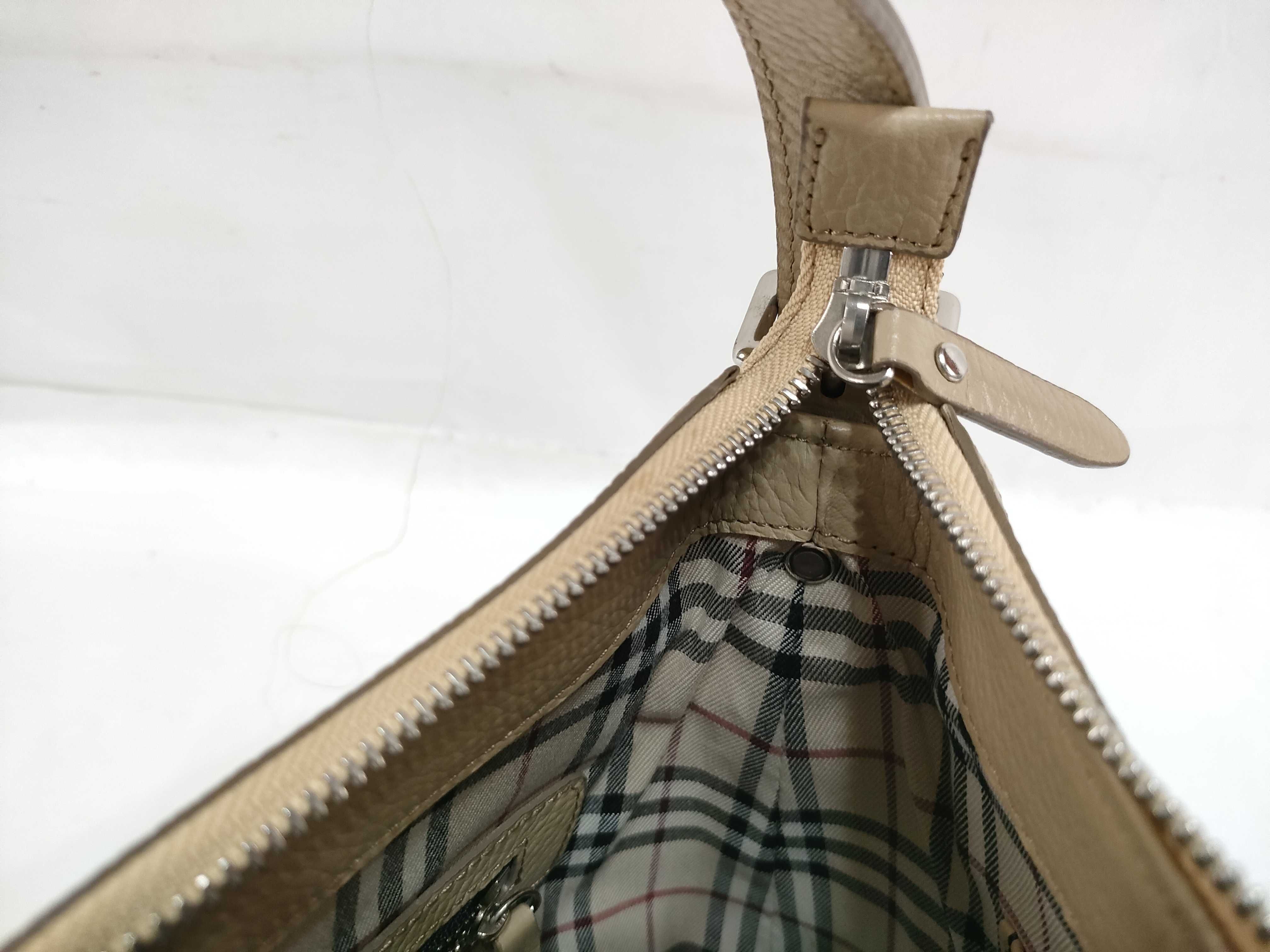 leather one-shoulder bag, beige. — view 12