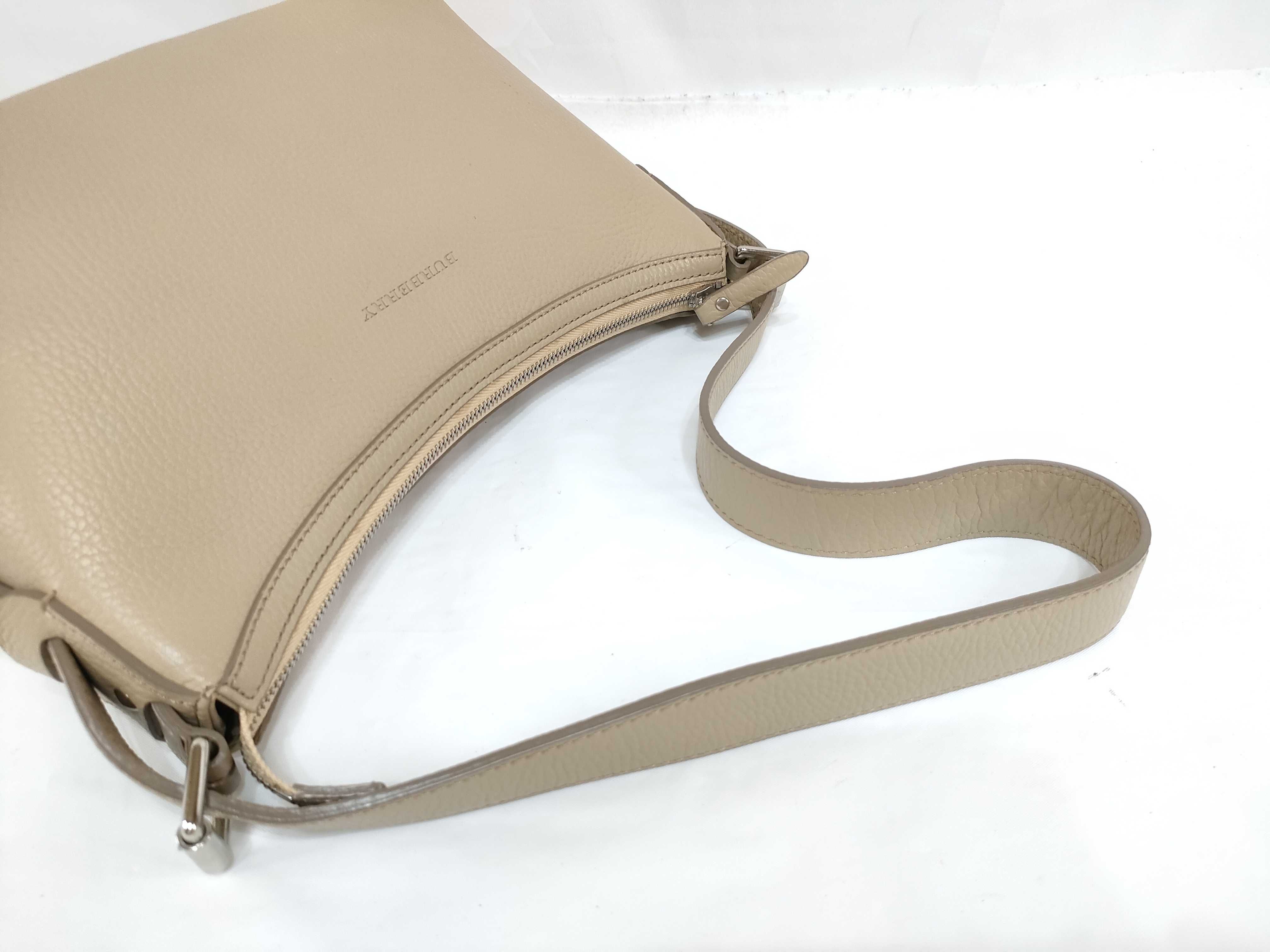 leather one-shoulder bag, beige. — view 3
