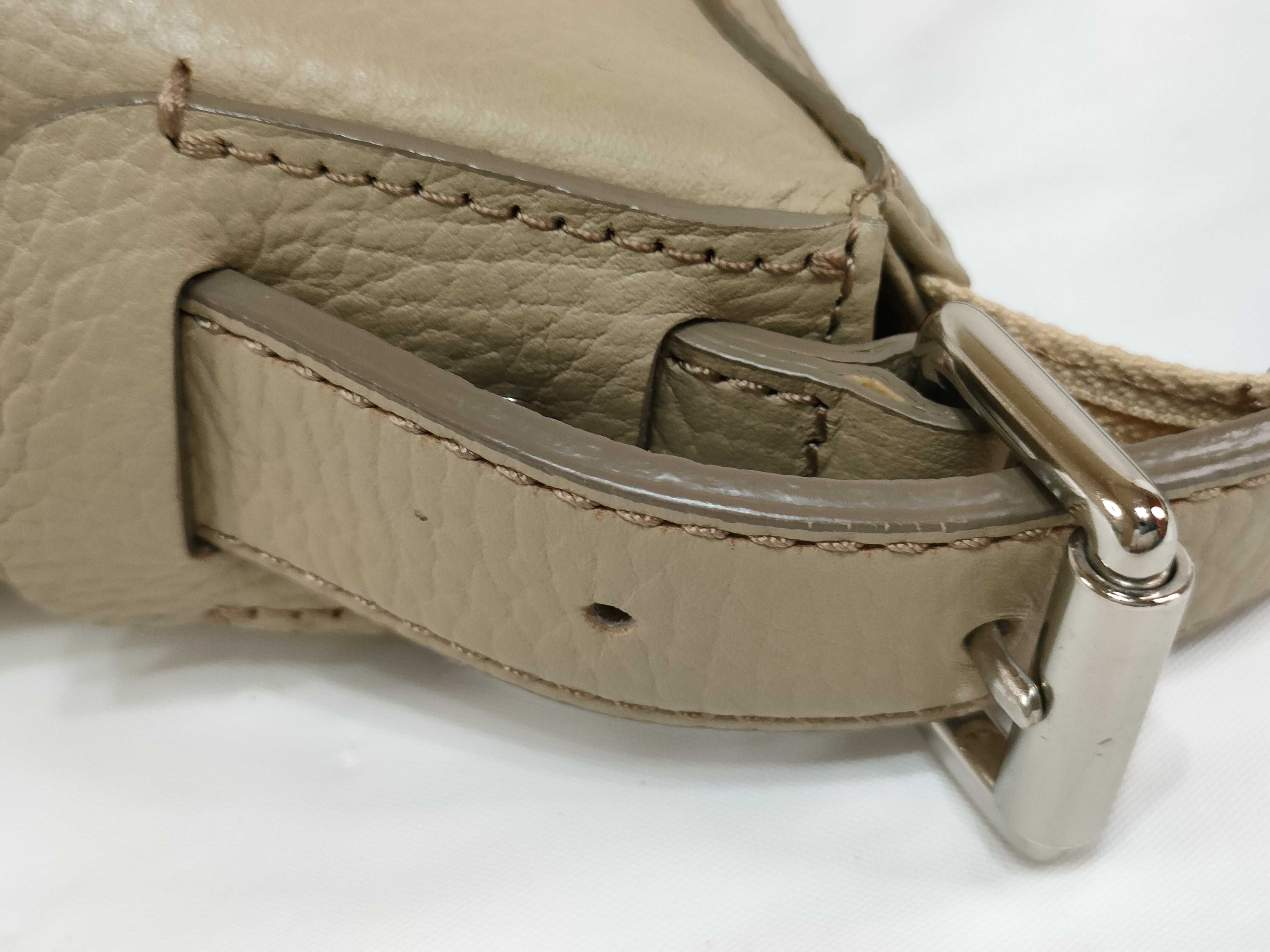 leather one-shoulder bag, beige. — view 5