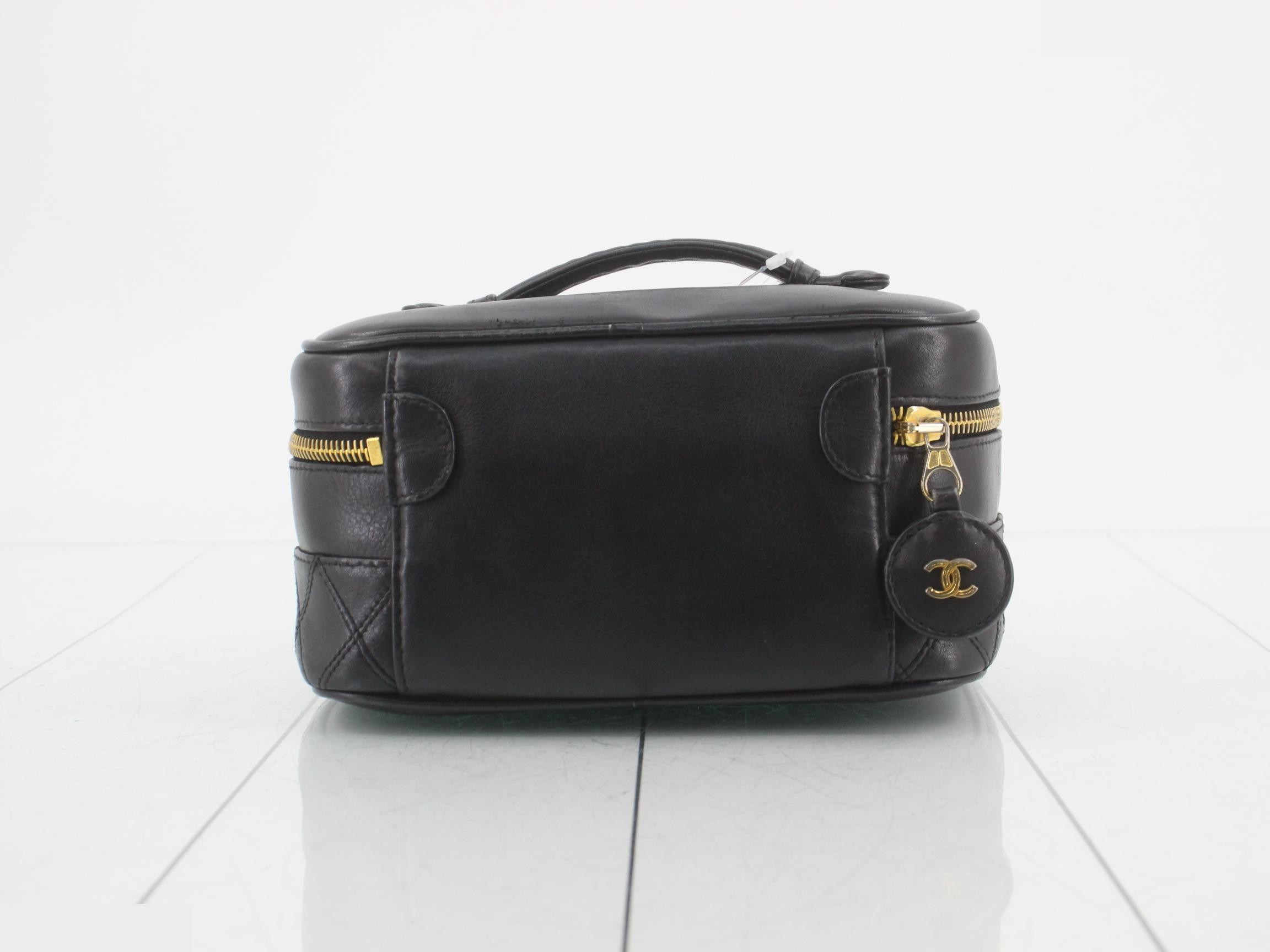 Piccolore Vanity Bag, Lambskin, Black — view 2