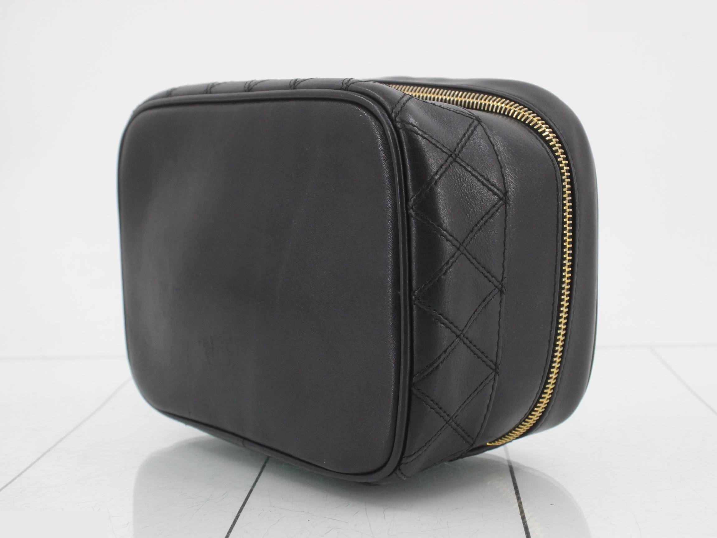 Piccolore Vanity Bag, Lambskin, Black — view 6