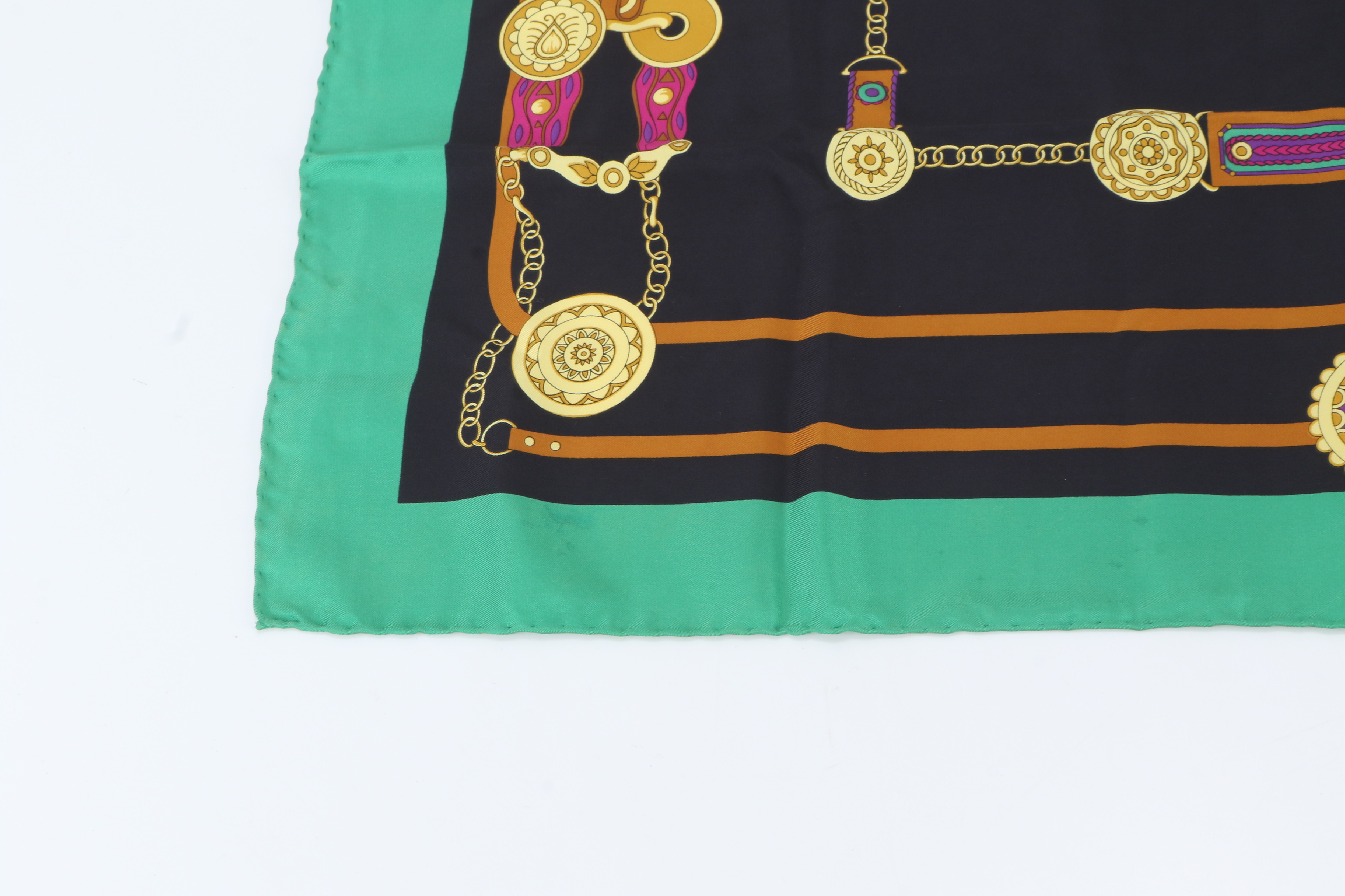 tagged 100% silk scarf, belt, chain, and other accessories. — view 4