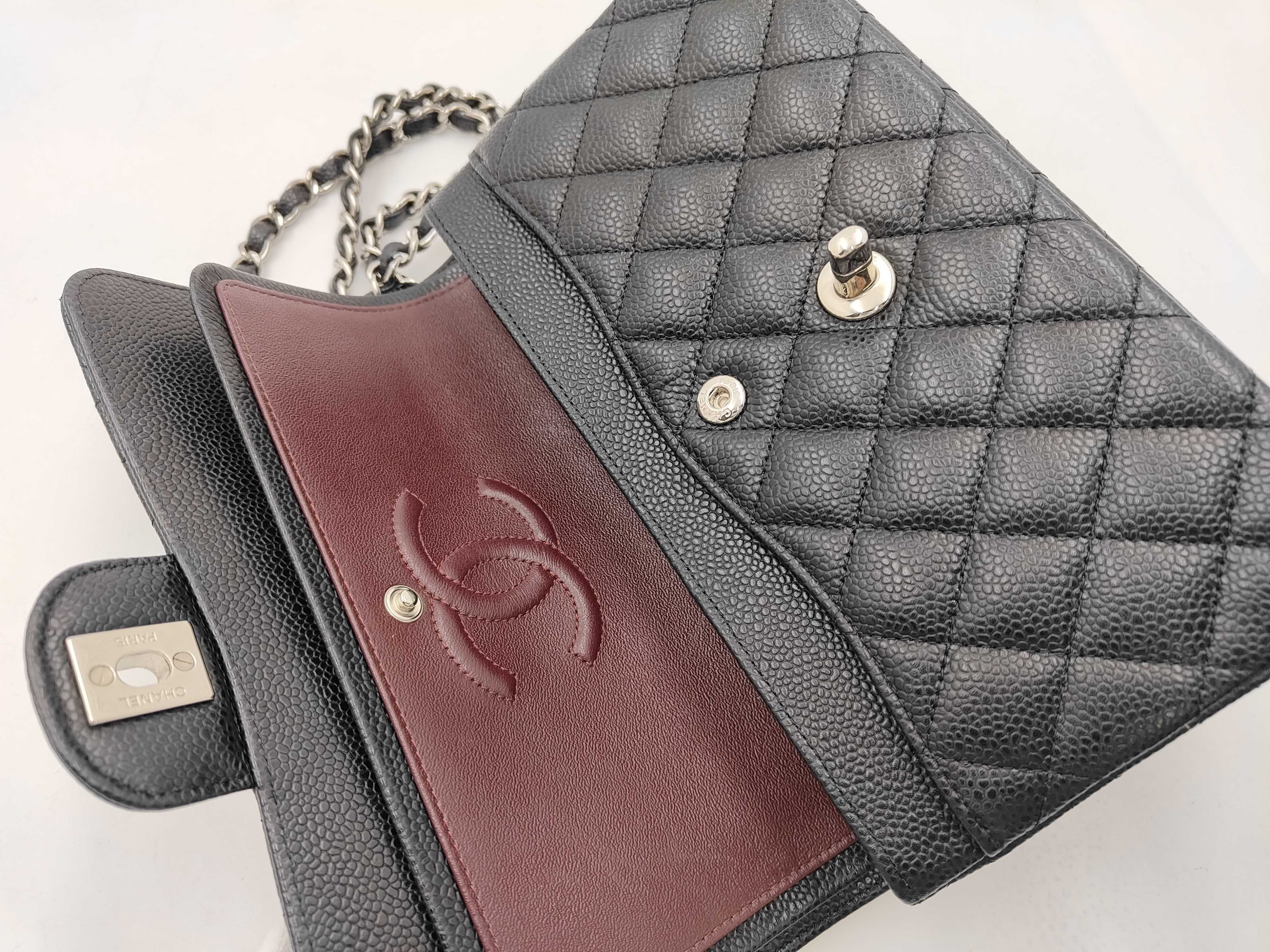 W-Flap 23 Chain Shoulder Bag, Matelassé Caviar Leather, Black, SS Shoulder Bag — view 8
