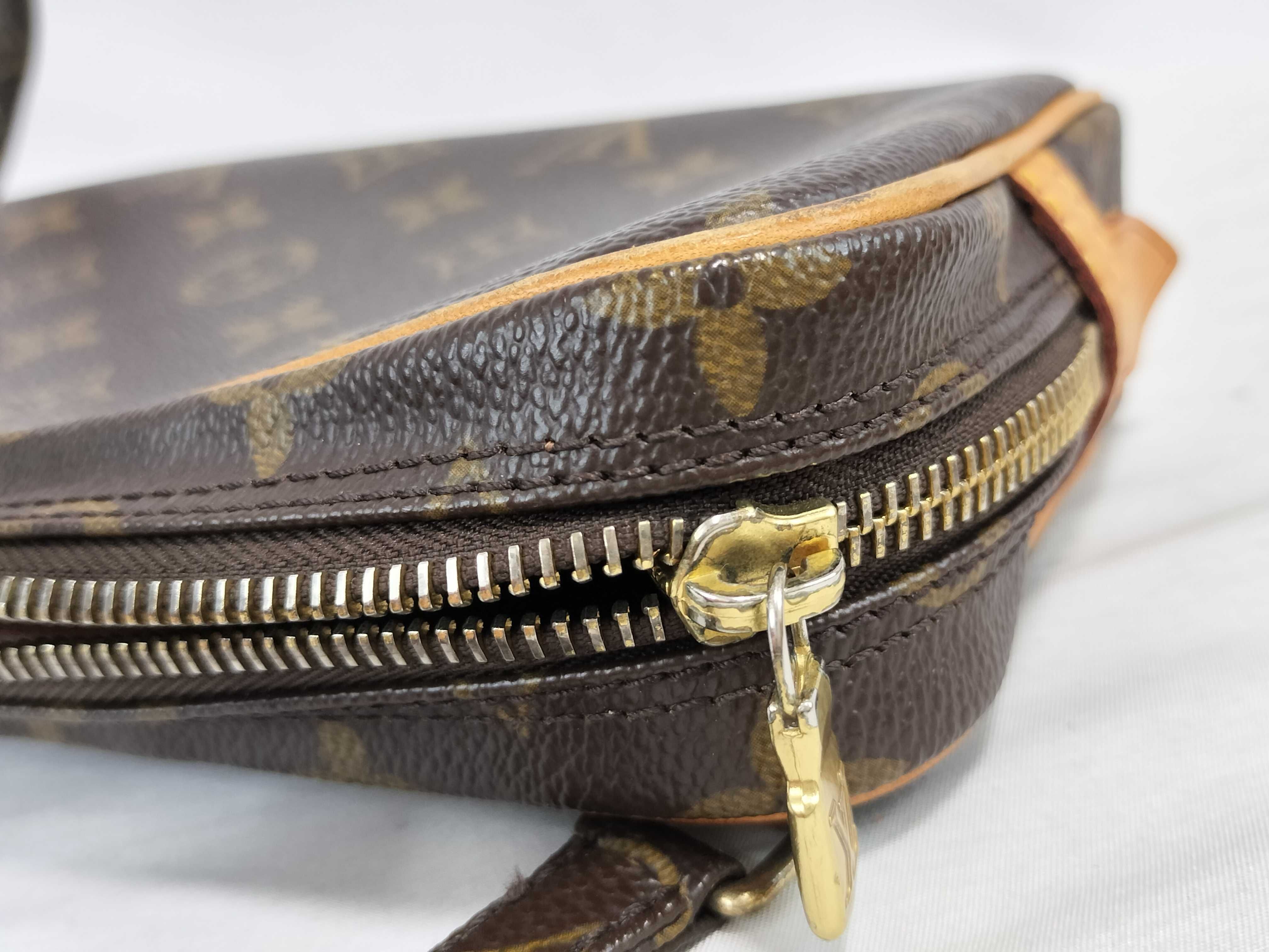 Monogram LV Marly Bandoulière Shoulder Bag — view 13