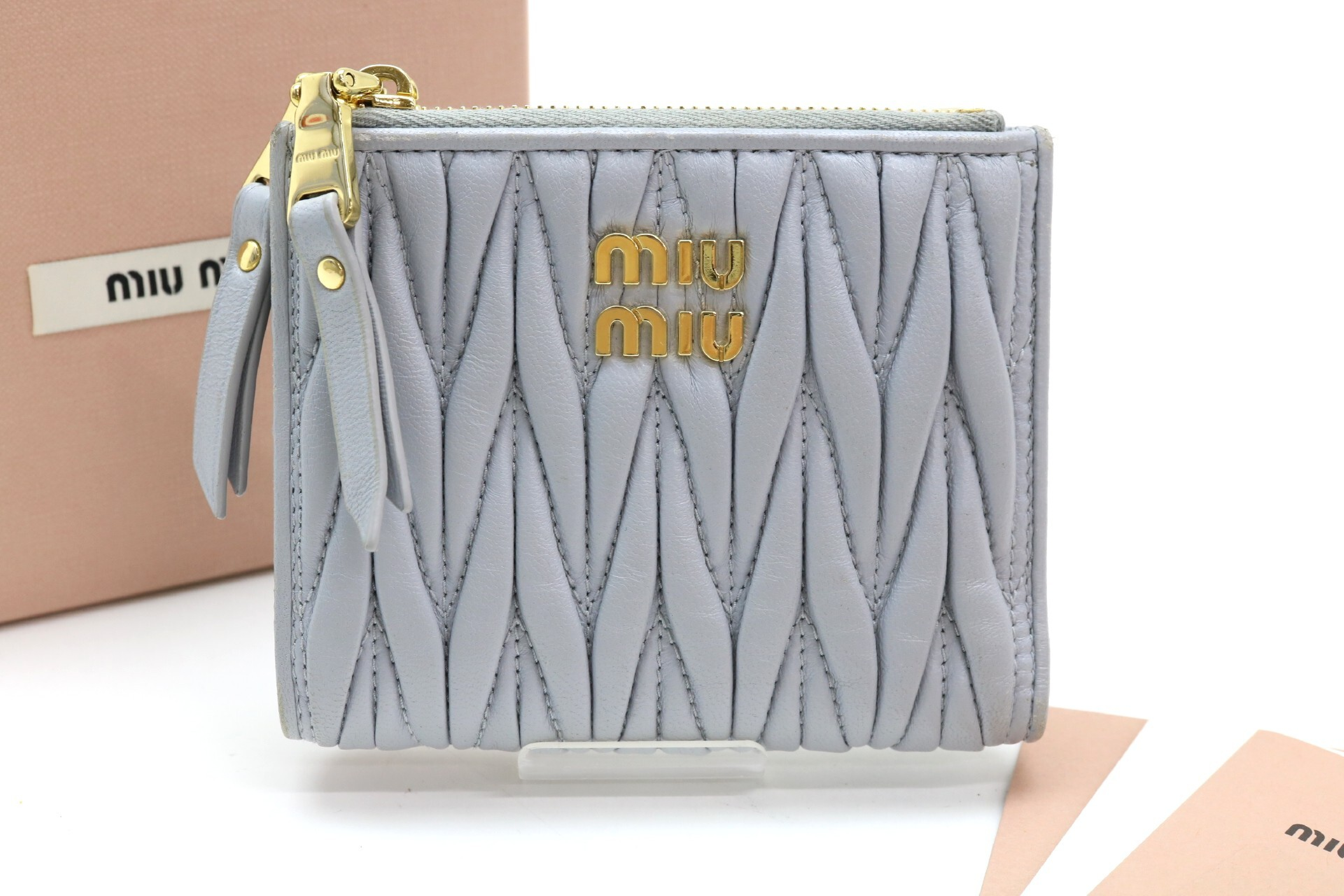 Matelassé Bi-fold Wallet