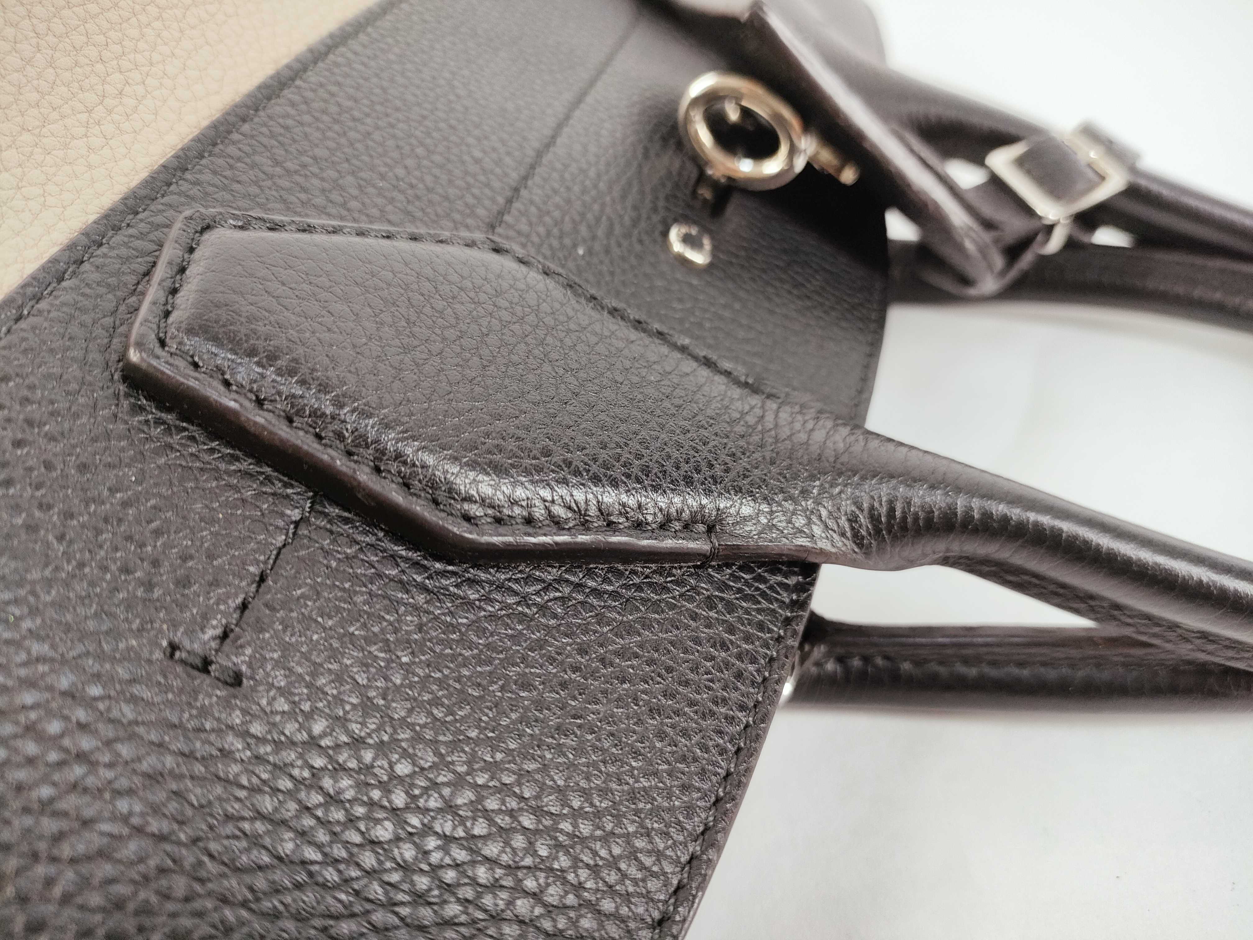 City Steamer MM M54314 Beige x Black Handbag — view 4