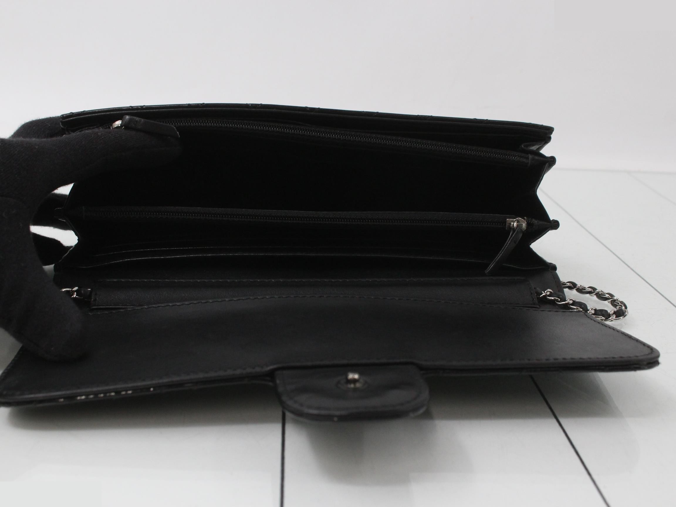 Matelassé enamel Coco Mark chain wallet — view 4