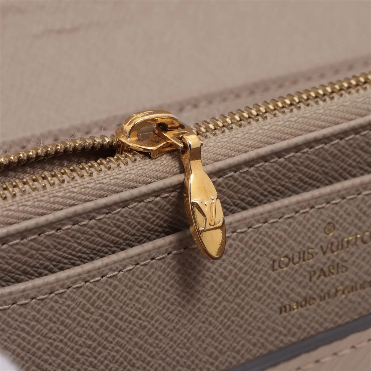 Epi Portefeuille Twist M67510 TN4189 Gale Long Wallet — view 10