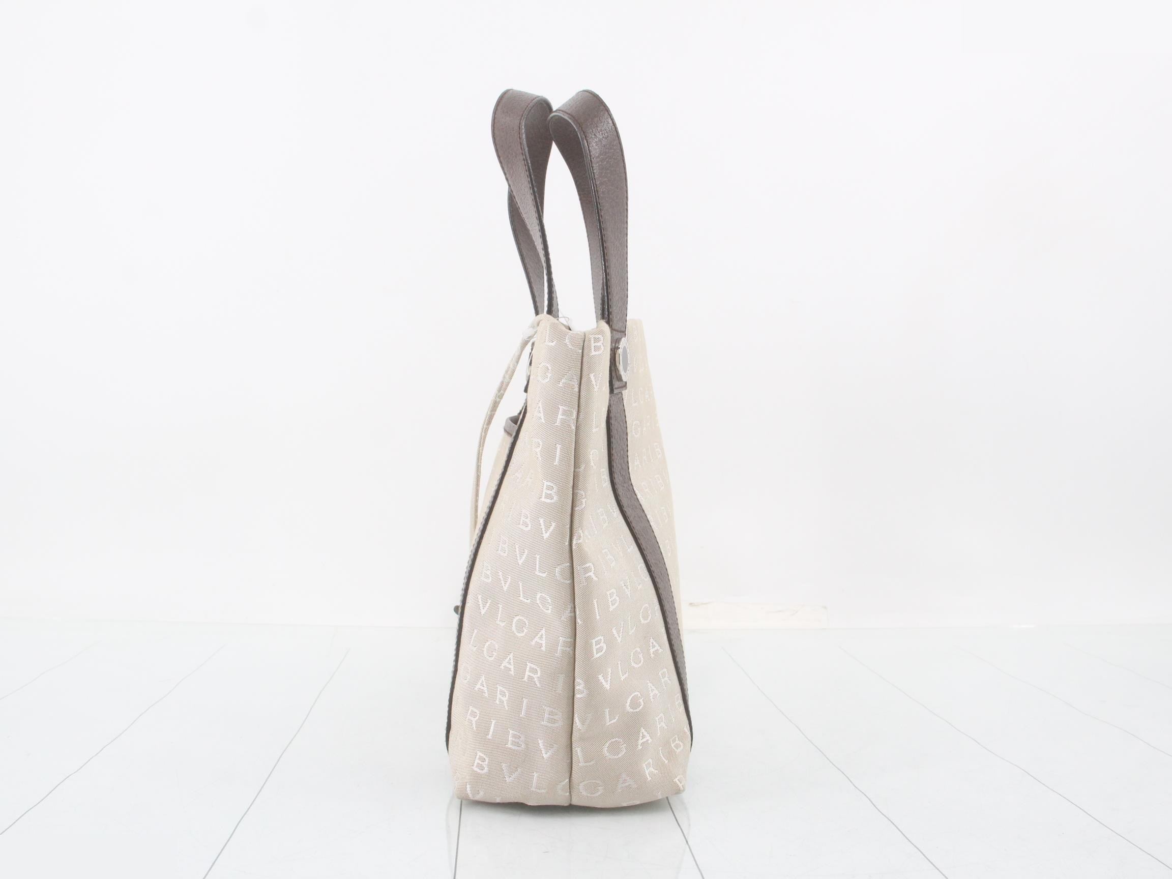 canvas leather — view 3
