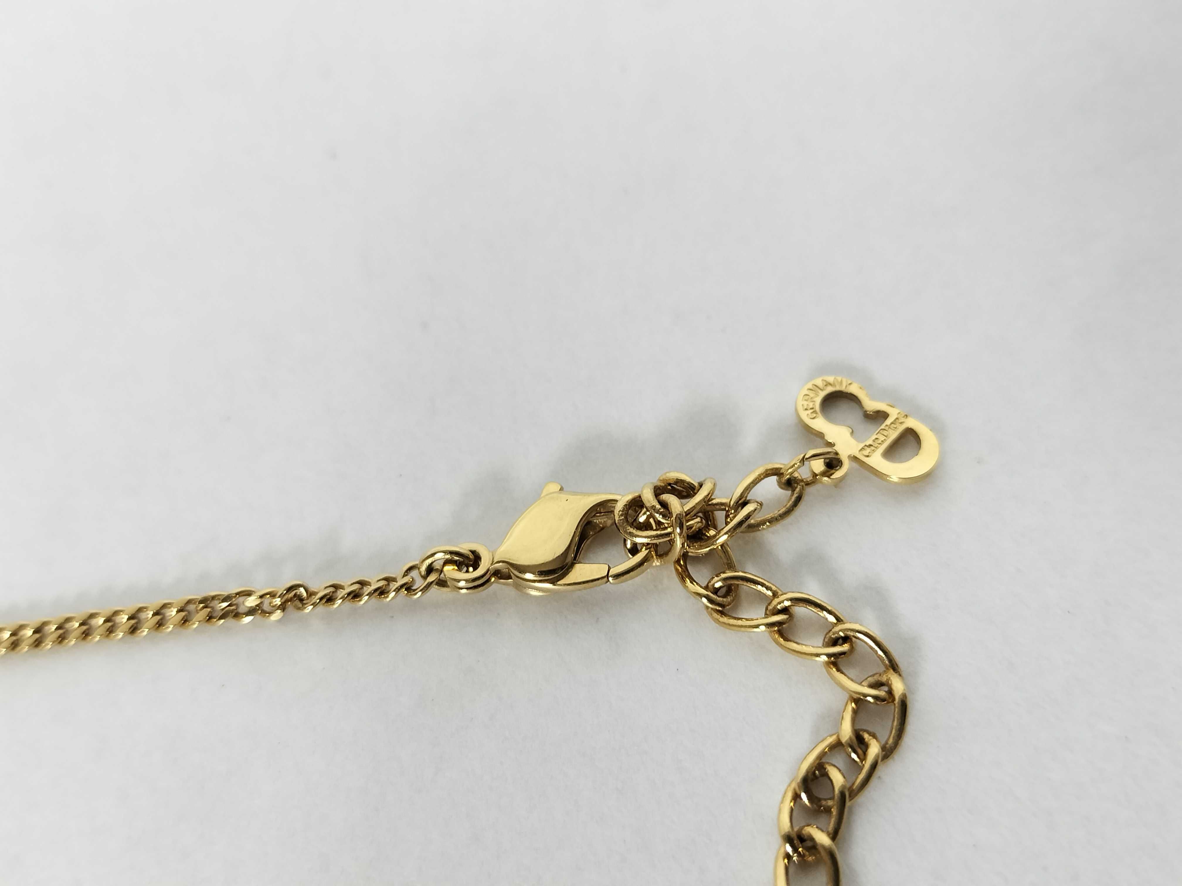 Christian necklace, gold necklace — view 4