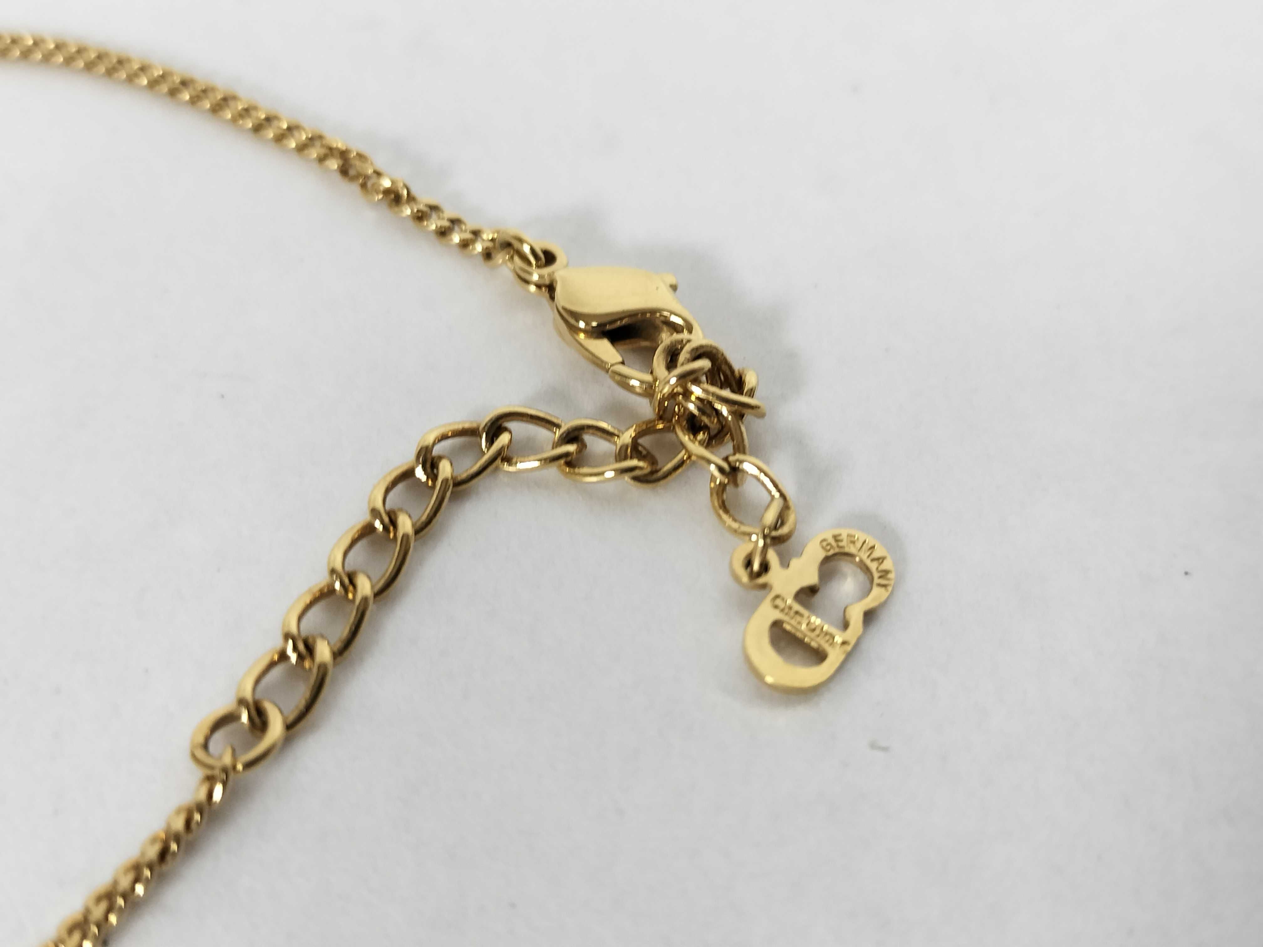 Christian necklace, gold necklace — view 5