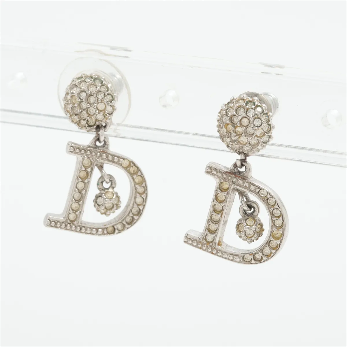 D logo earrings (for both ears), metal and rhinestone, silver. — view 3