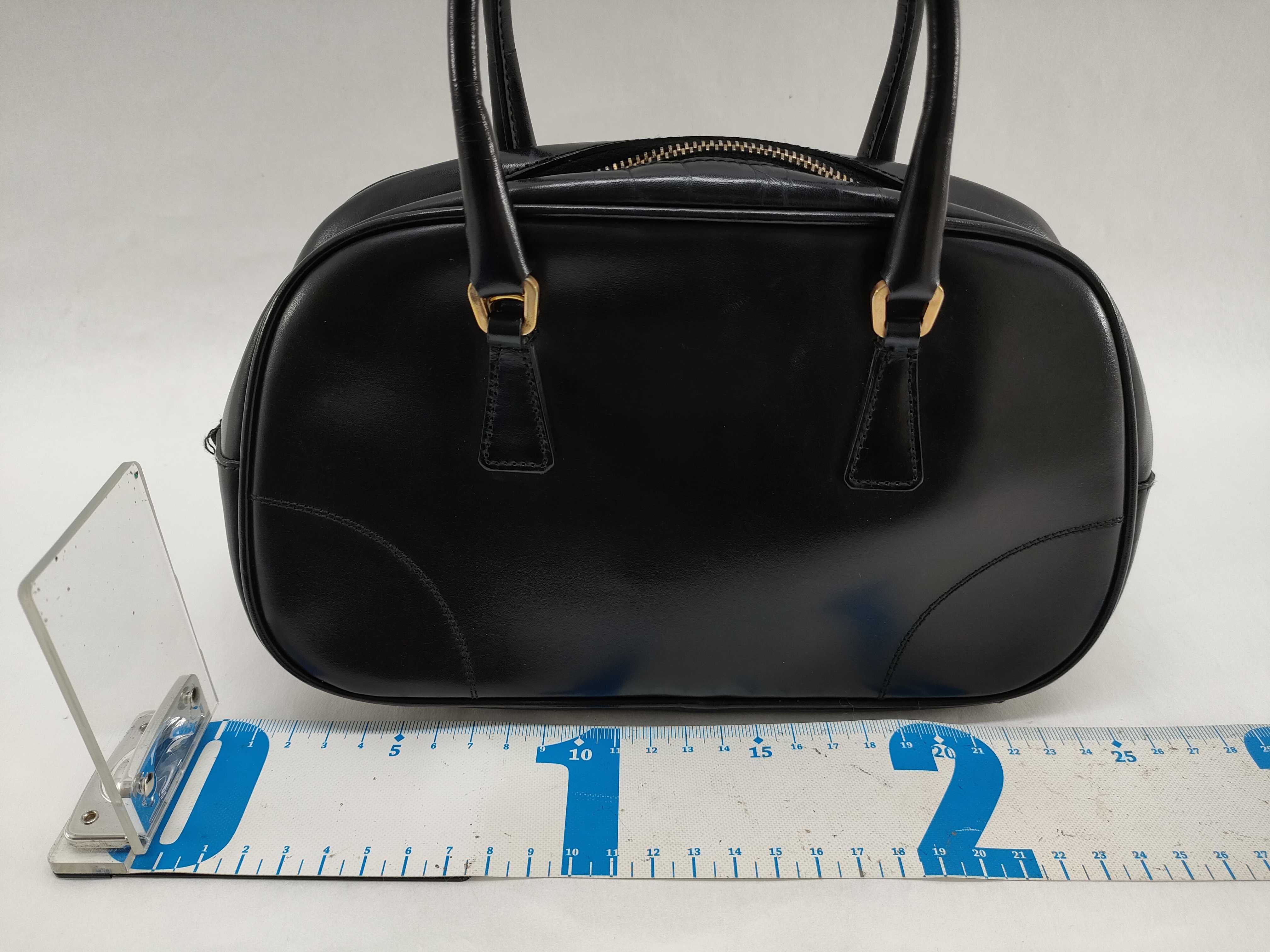 handbag — view 2