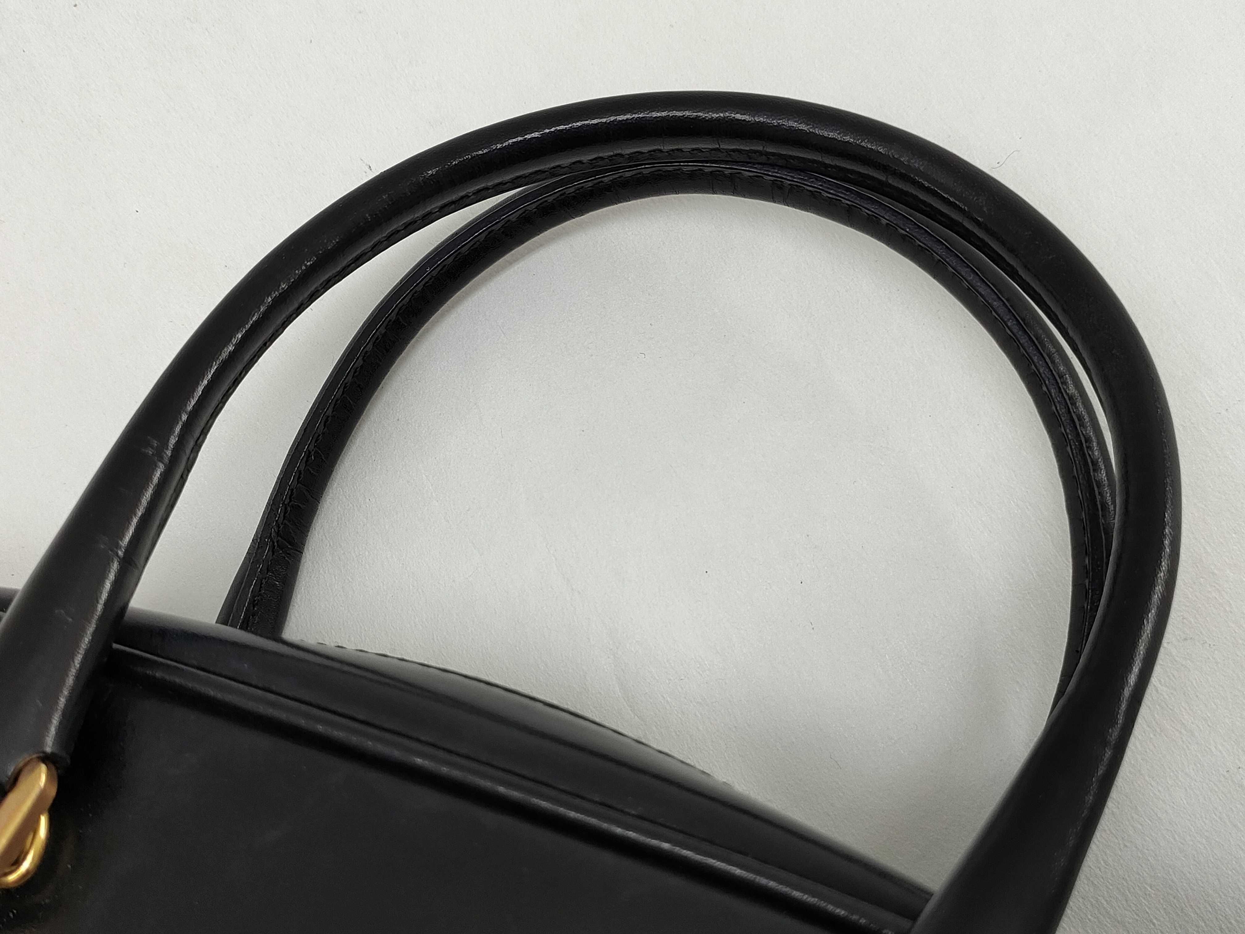 handbag — view 3