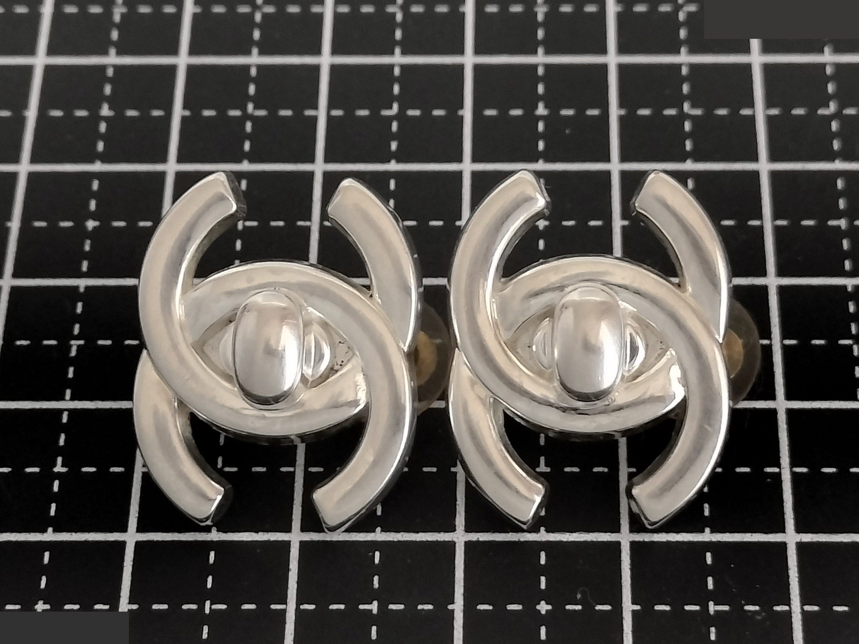 Coco Turnlock Silver Earrings — view 6