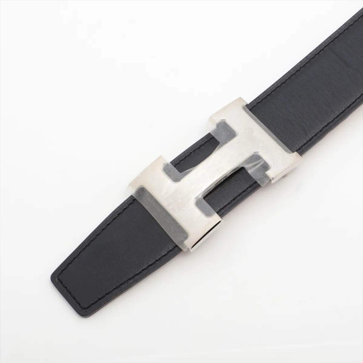 H Belt W:2024 Belt 115 Leather Black x Gold Thread — view 2