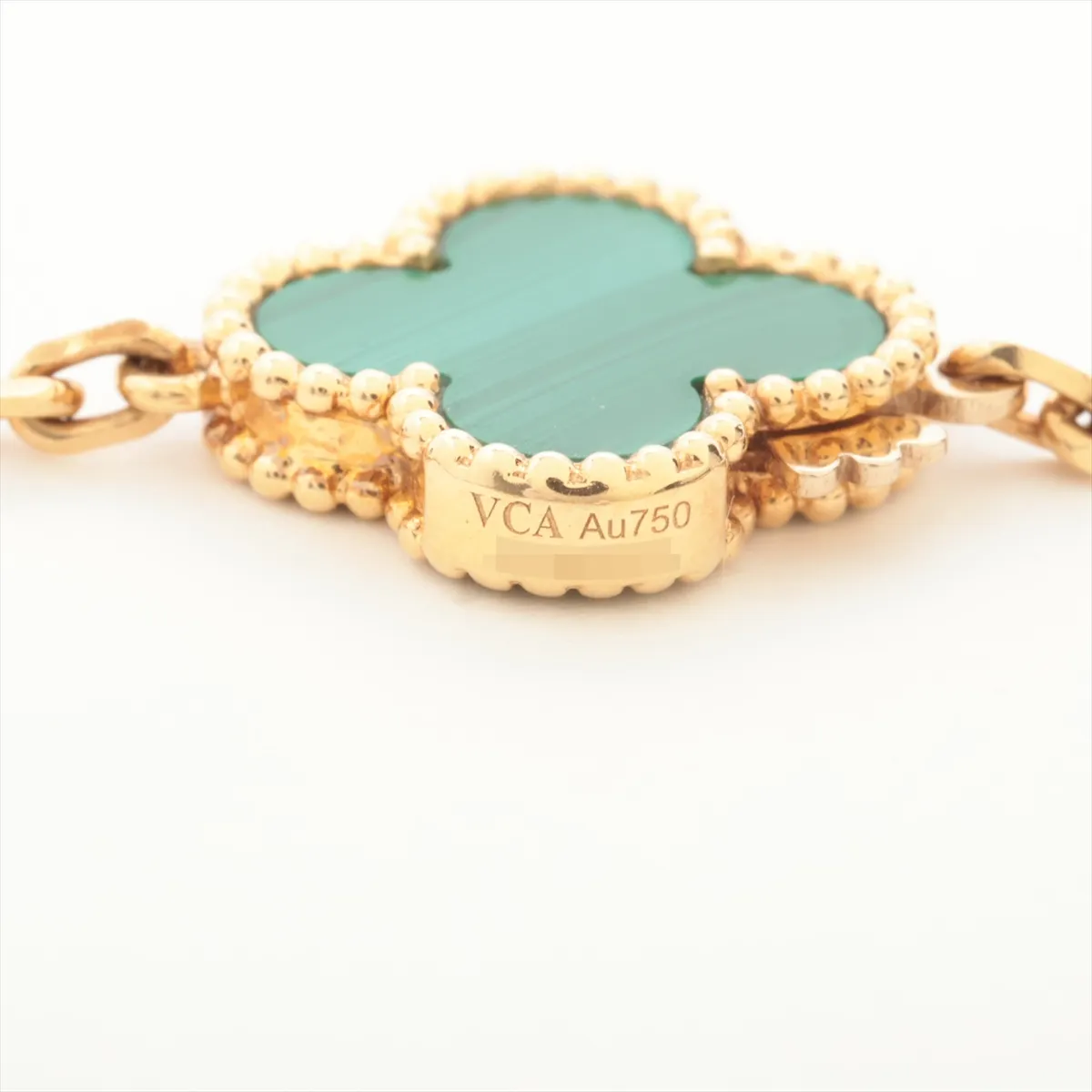 Magic Alhambra 16P Malachite Necklace 750 (YG) 74.0g JE065525 Stone — view 5