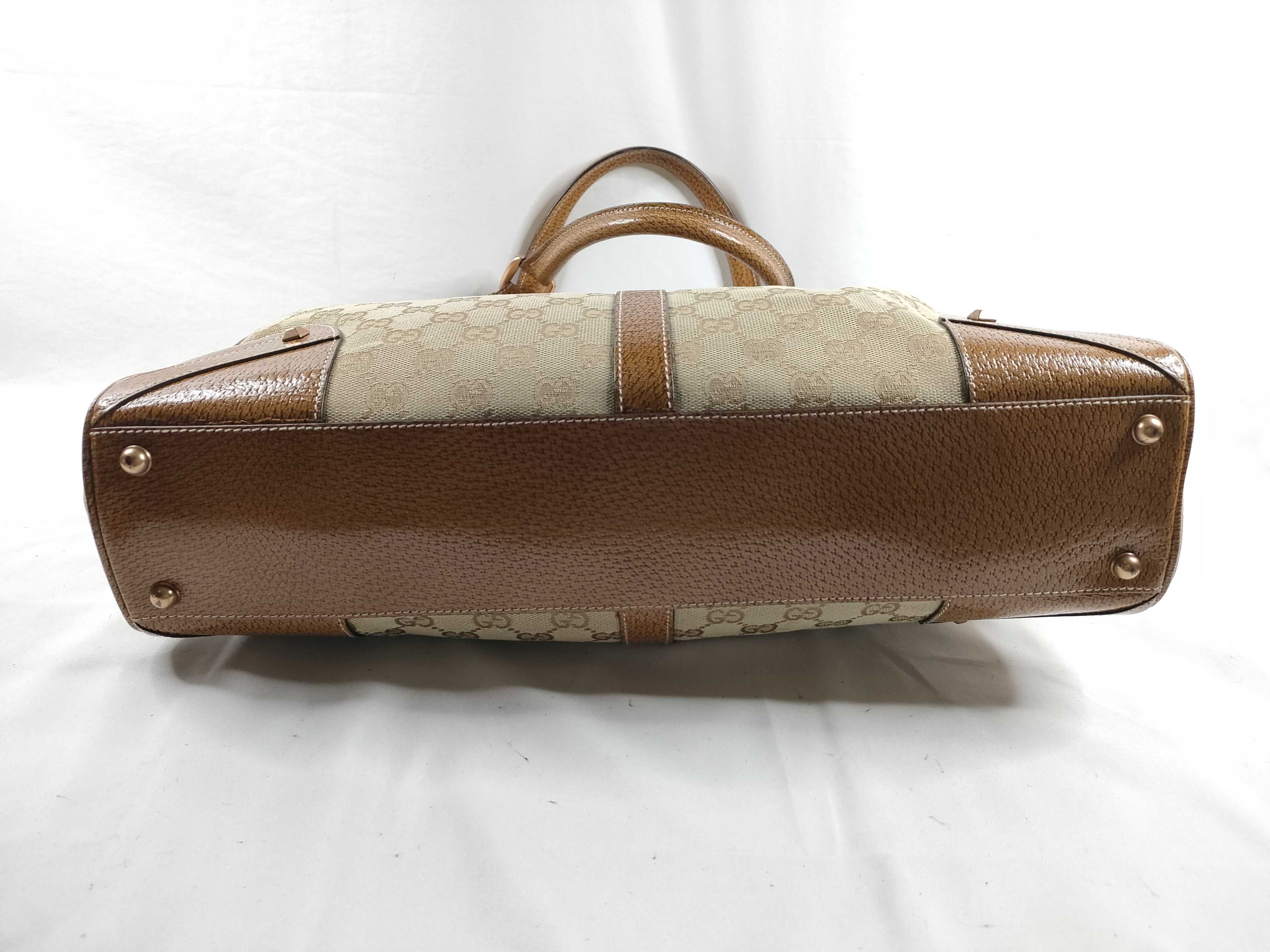 GG Canvas New Jackie Shoulder Handbag — view 4