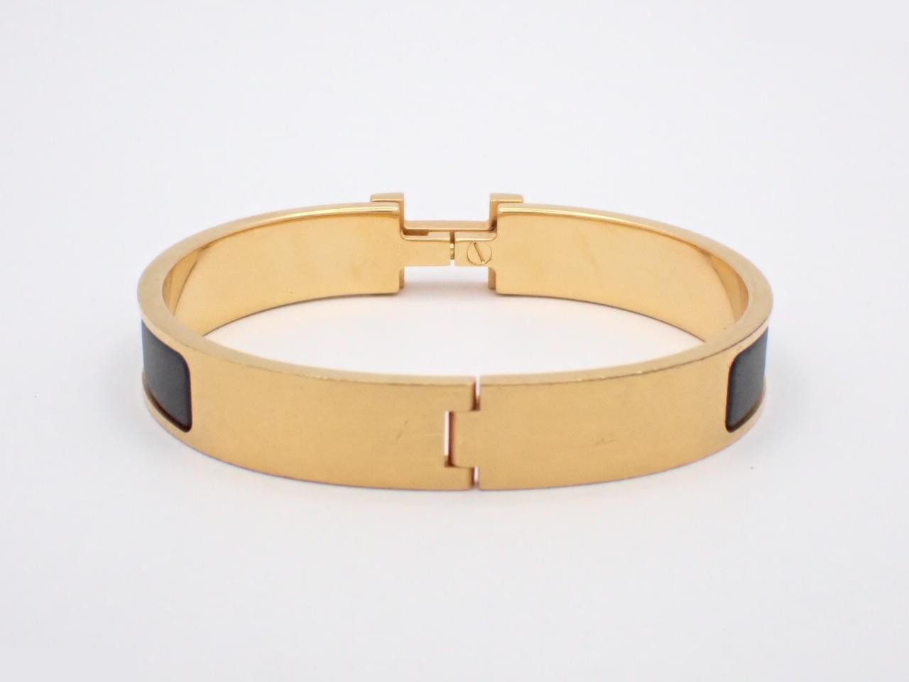 Click H, wrist circumference approximately 18.5 cm — view 2