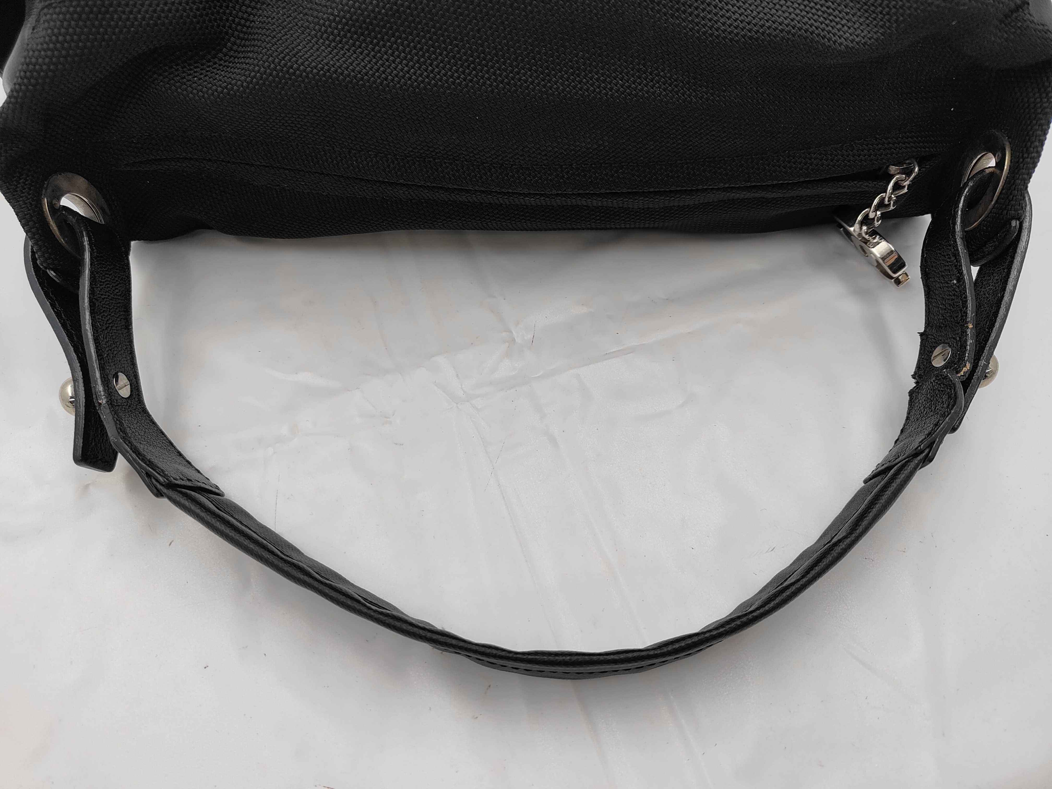 Paris Biarritz Coco Mark Matelassé PVC One-Shoulder Bag Handbag Shoulder Bag — view 3