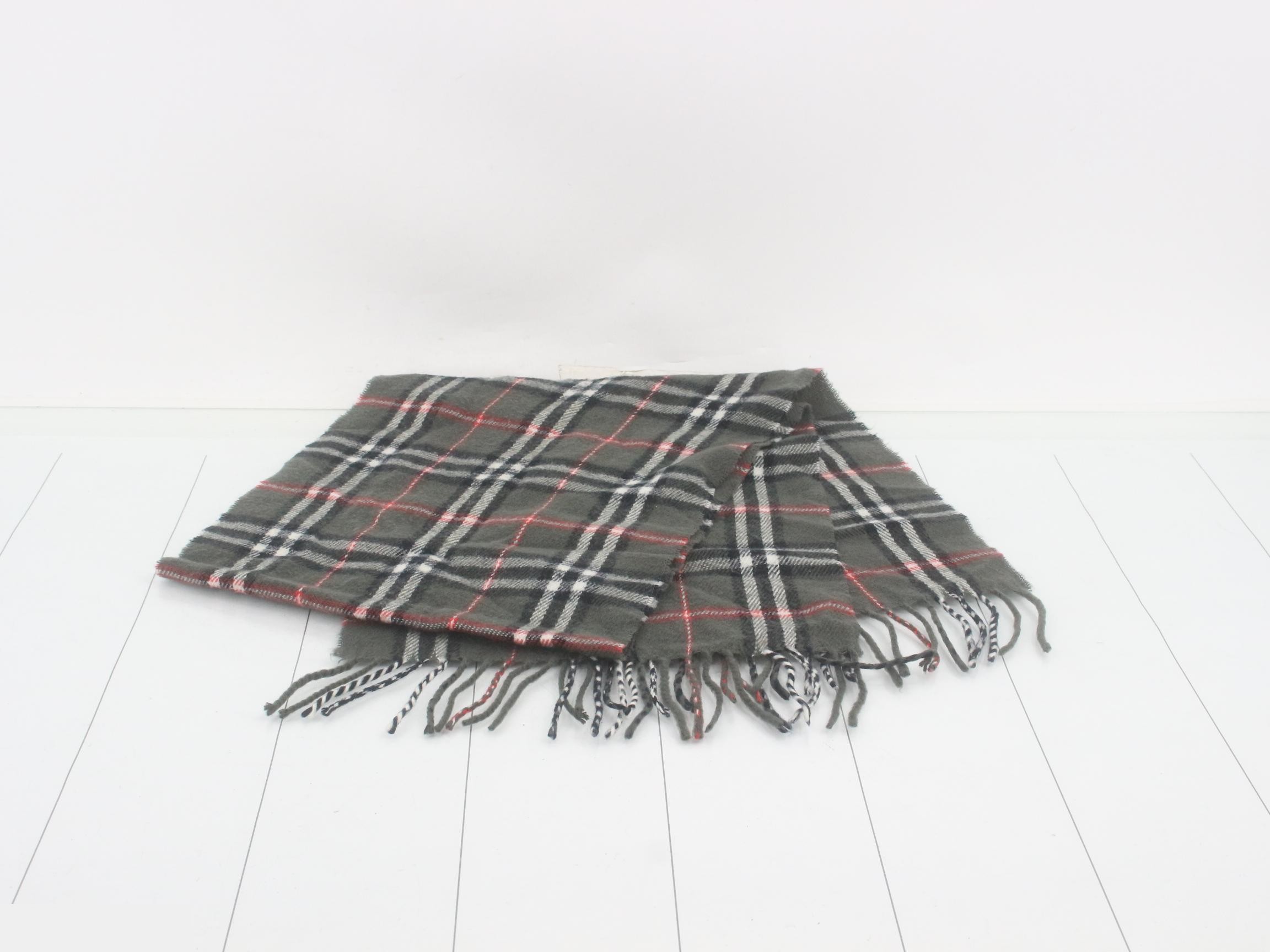 Other lines: Small items, accessories, and scarves — view 3