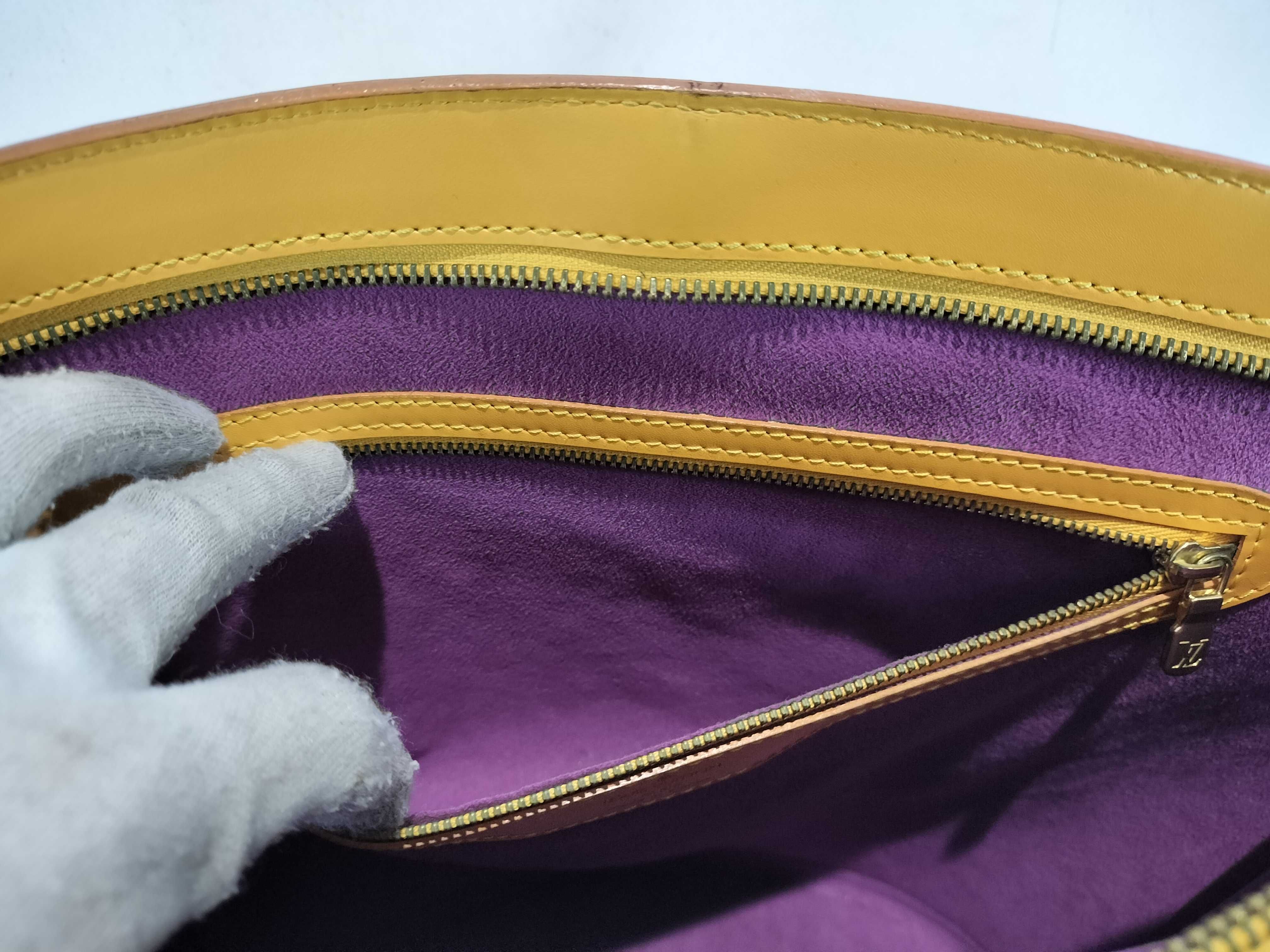 Epi Saint Jacques Yellow Tote Bag — view 11