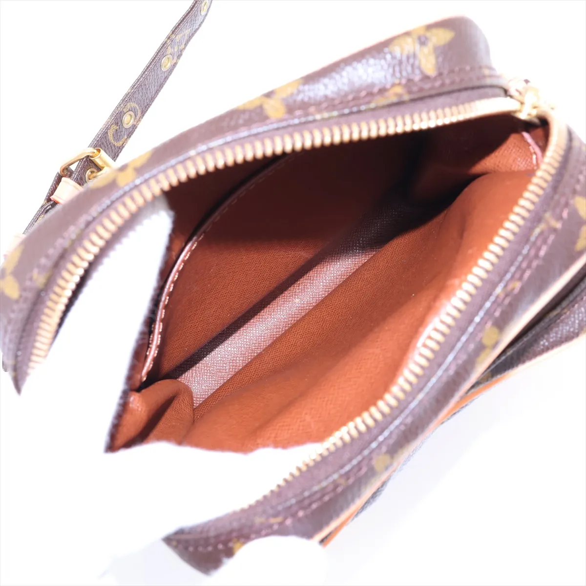 Monogram Amazon M45236 AR0031 Brown, natural leather, various parts repaired by aftermarket parts. — view 6