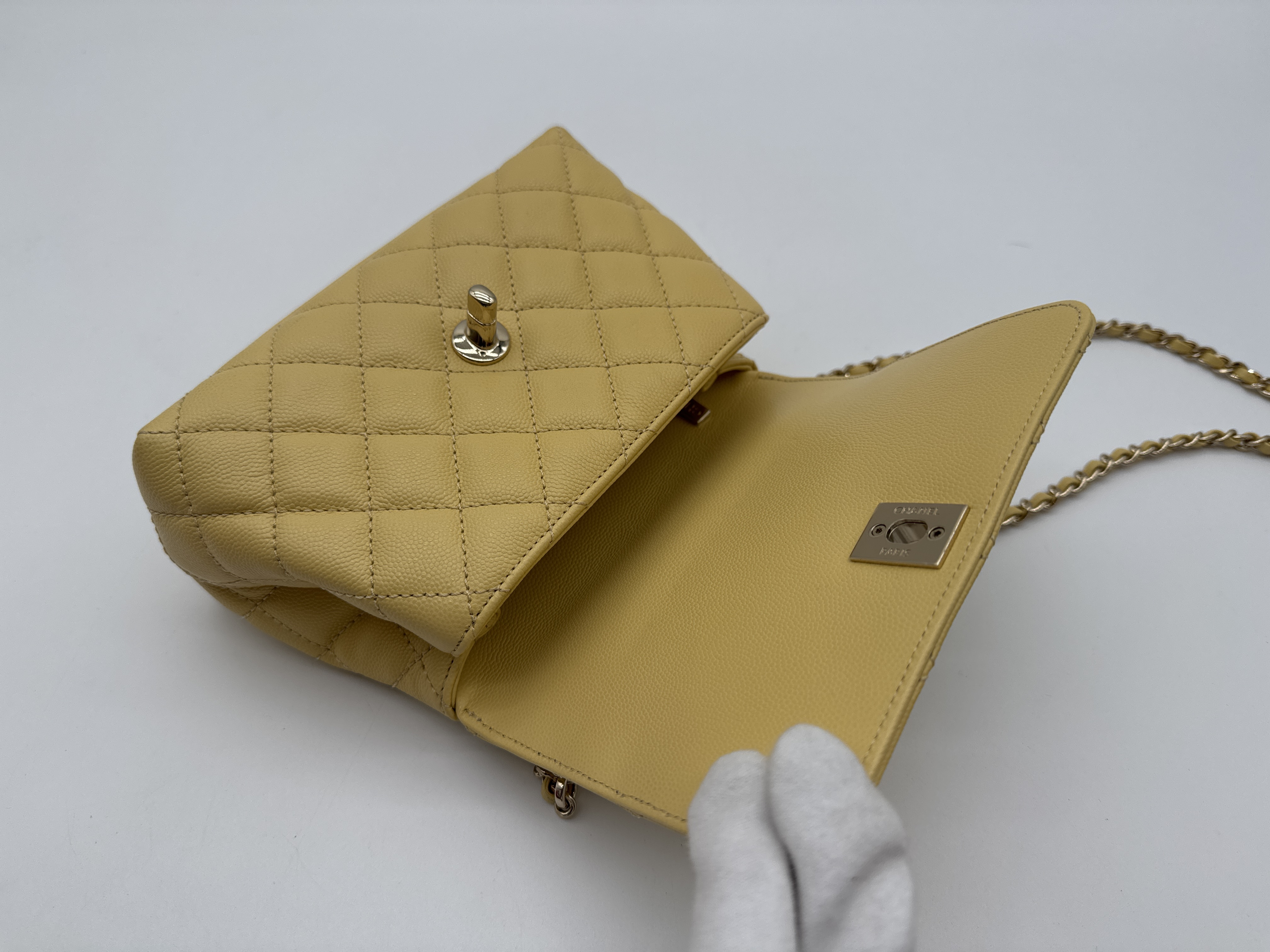 Caviar Skin Coco Handle Shoulder Bag — view 11