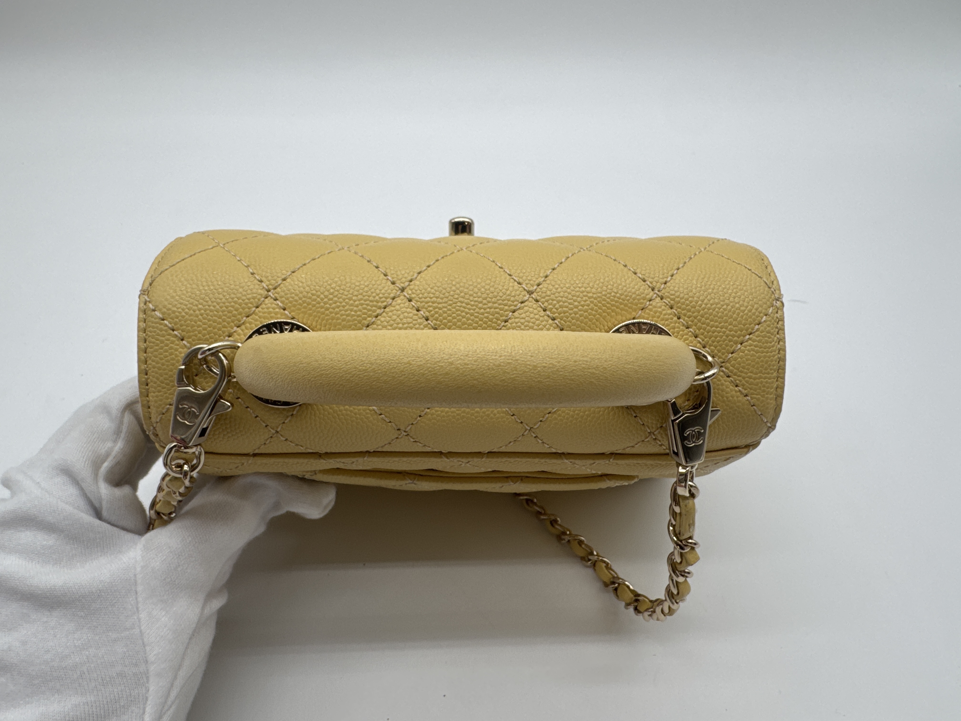 Caviar Skin Coco Handle Shoulder Bag — view 9