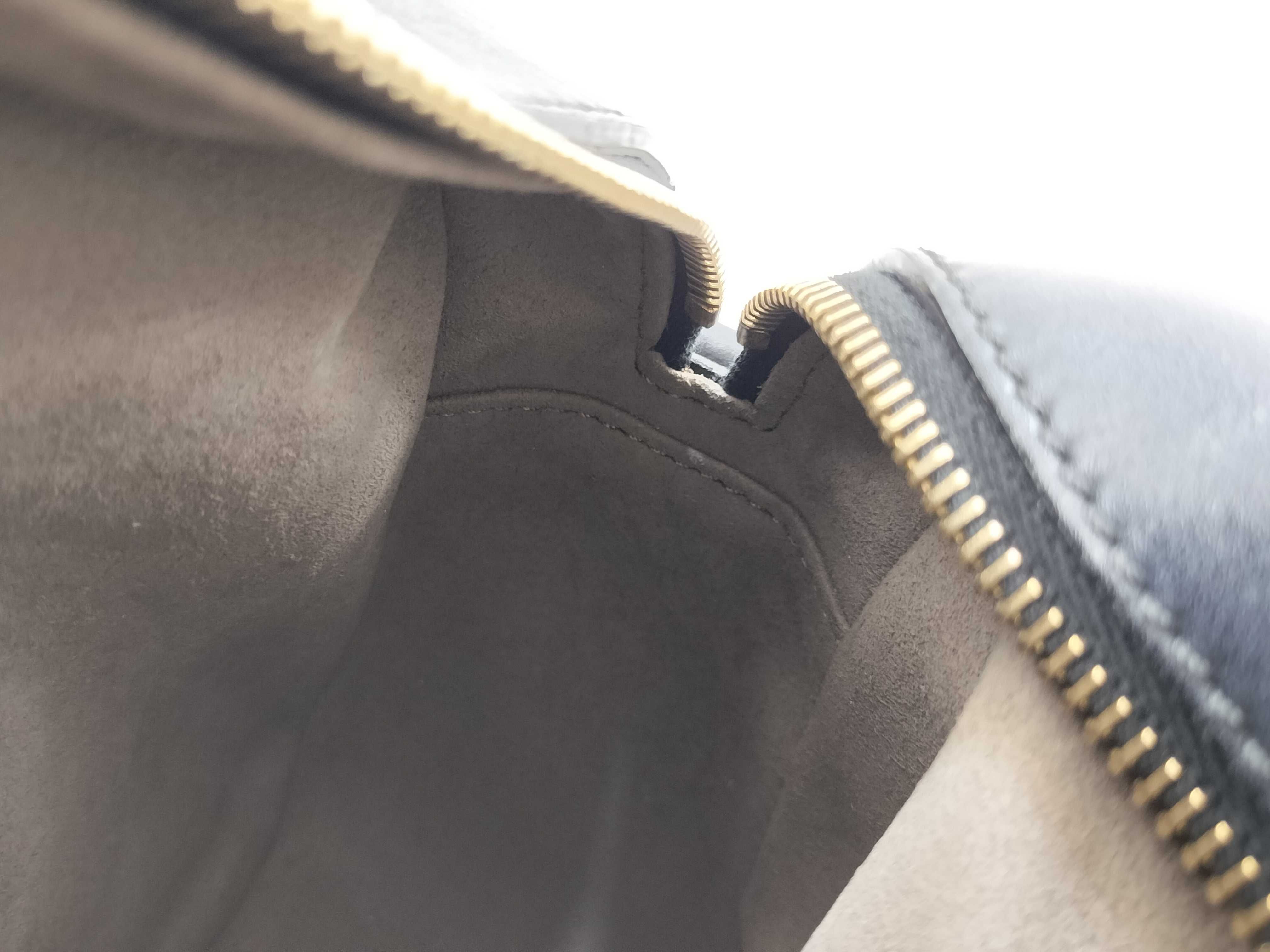 shoulder bag — view 11