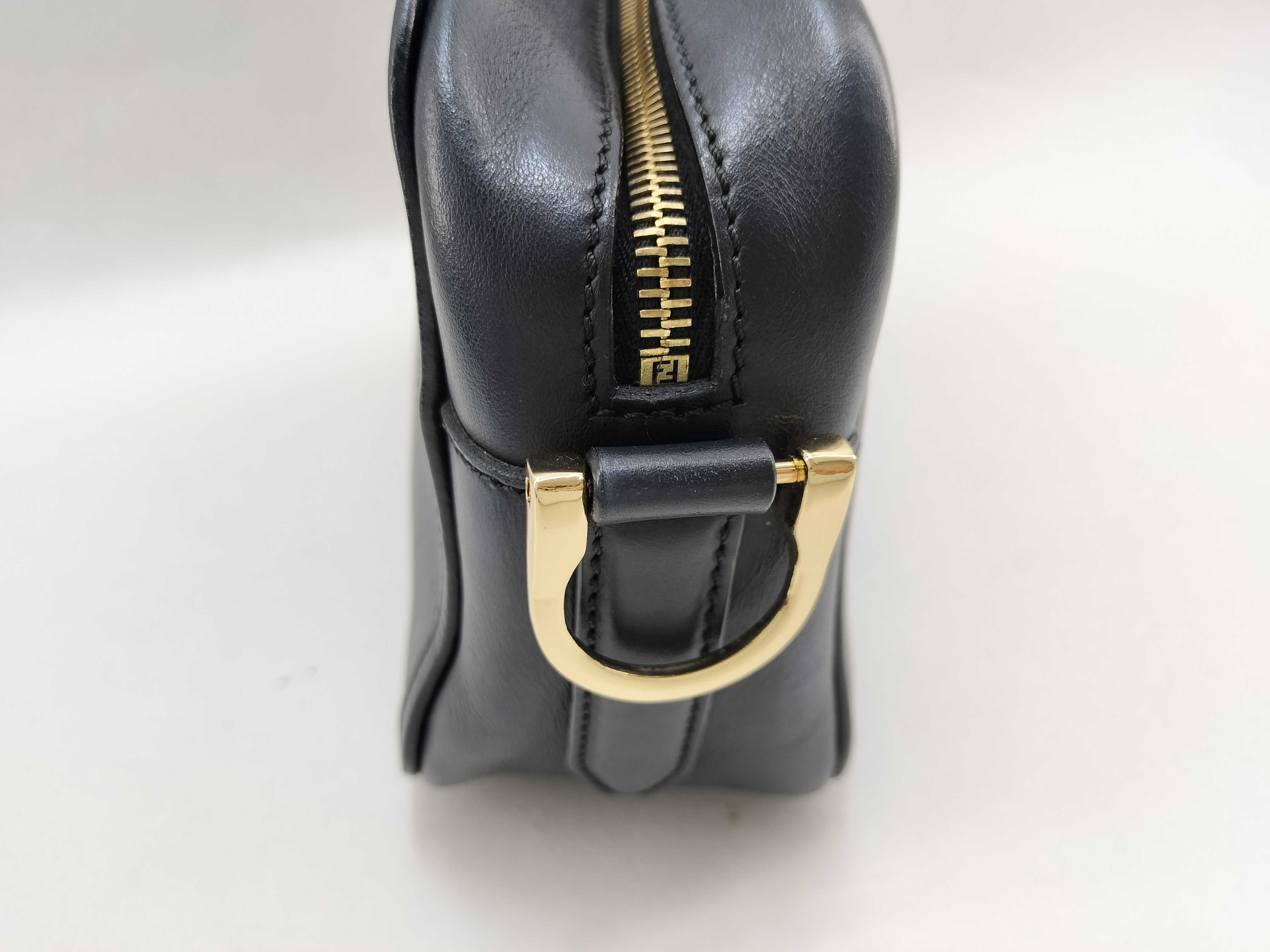 shoulder bag — view 5