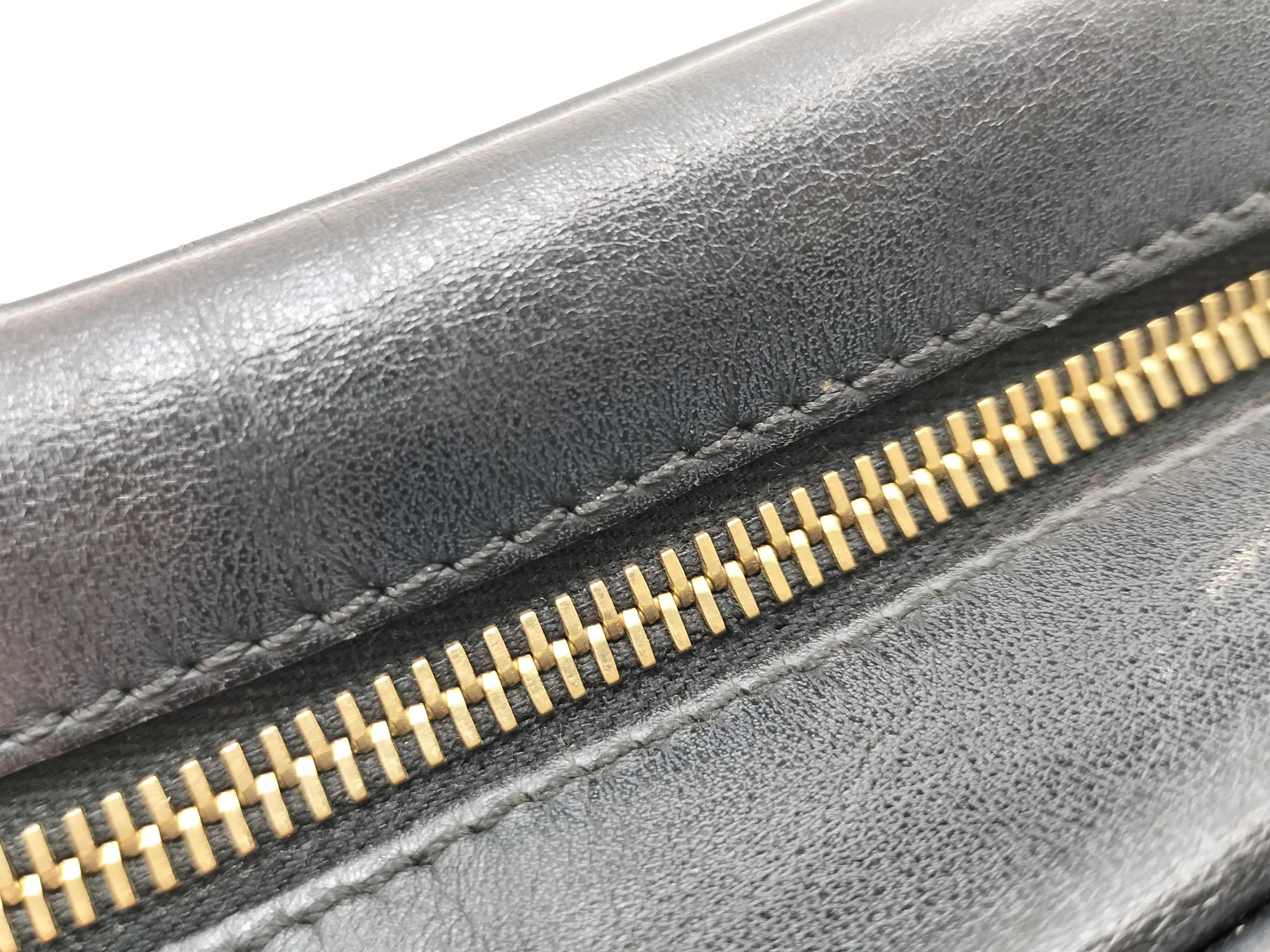 shoulder bag — view 9