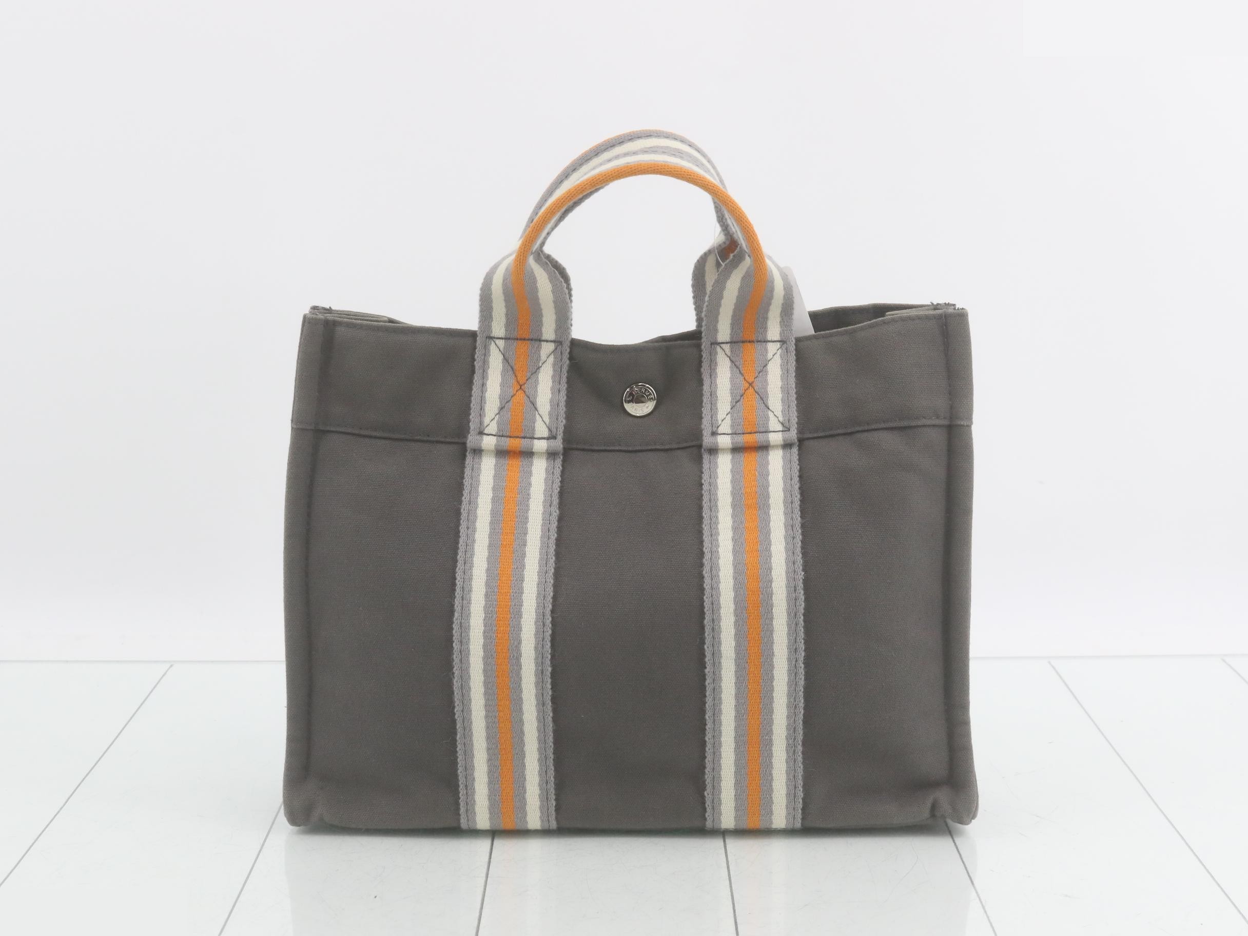 Fourre-Tout PM, Ginza Limited Edition, Gray, Silver Hardware, 31 x 23 x 8 cm — view 2