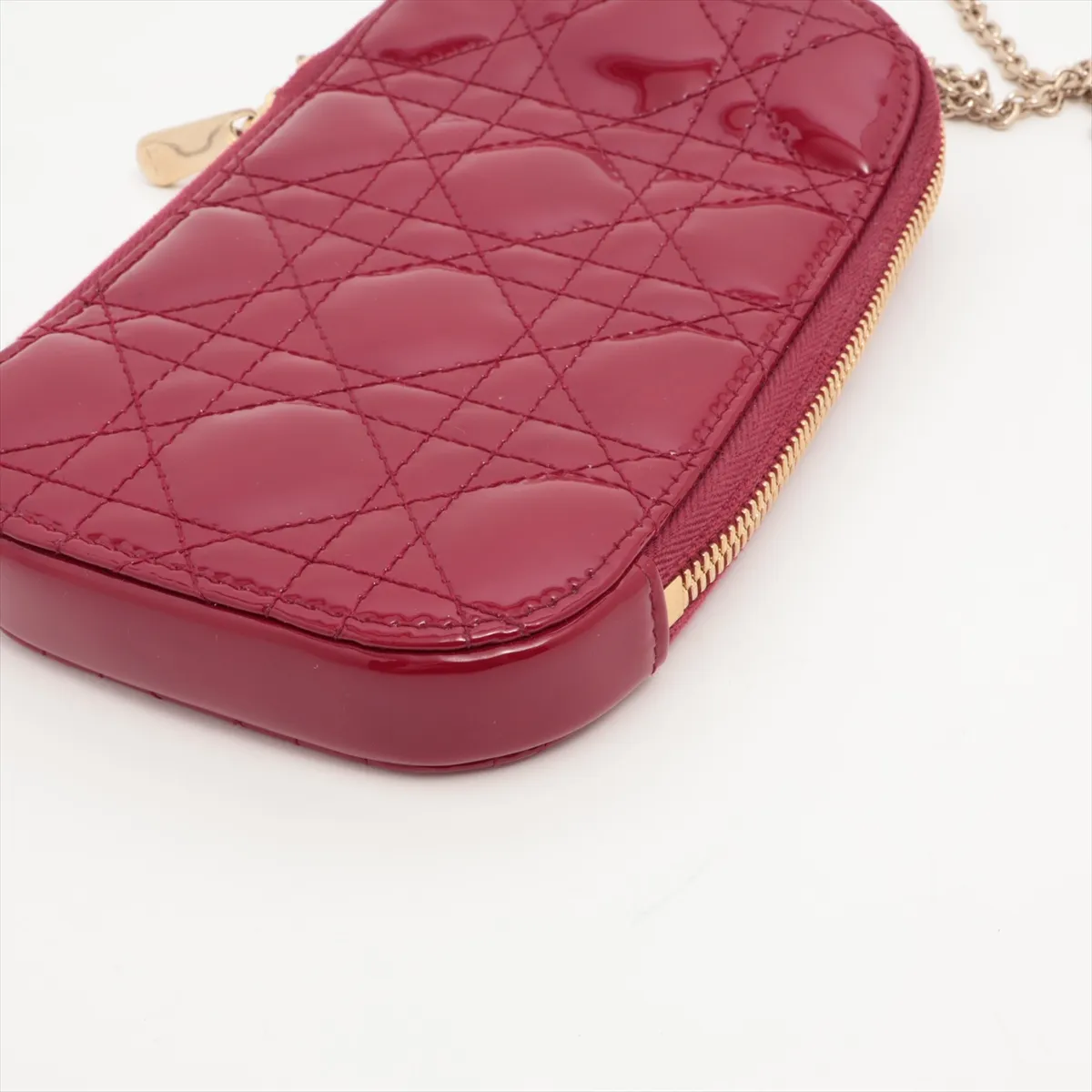 Cannage Phone Holder Patent Leather Chain Shoulder Bag Red — view 3