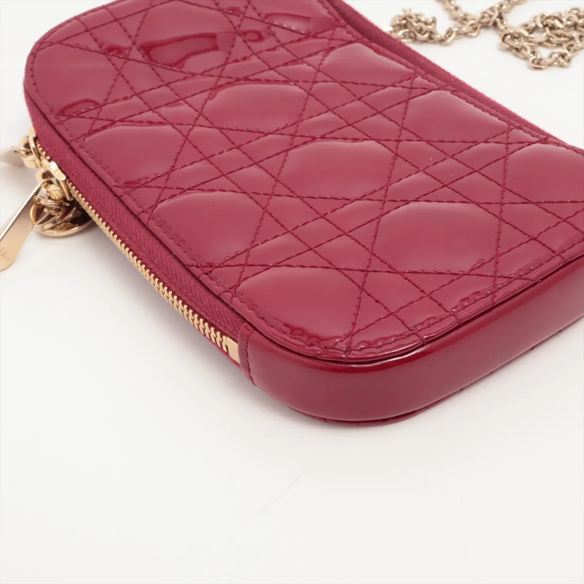 Cannage Phone Holder Patent Leather Chain Shoulder Bag Red — view 4