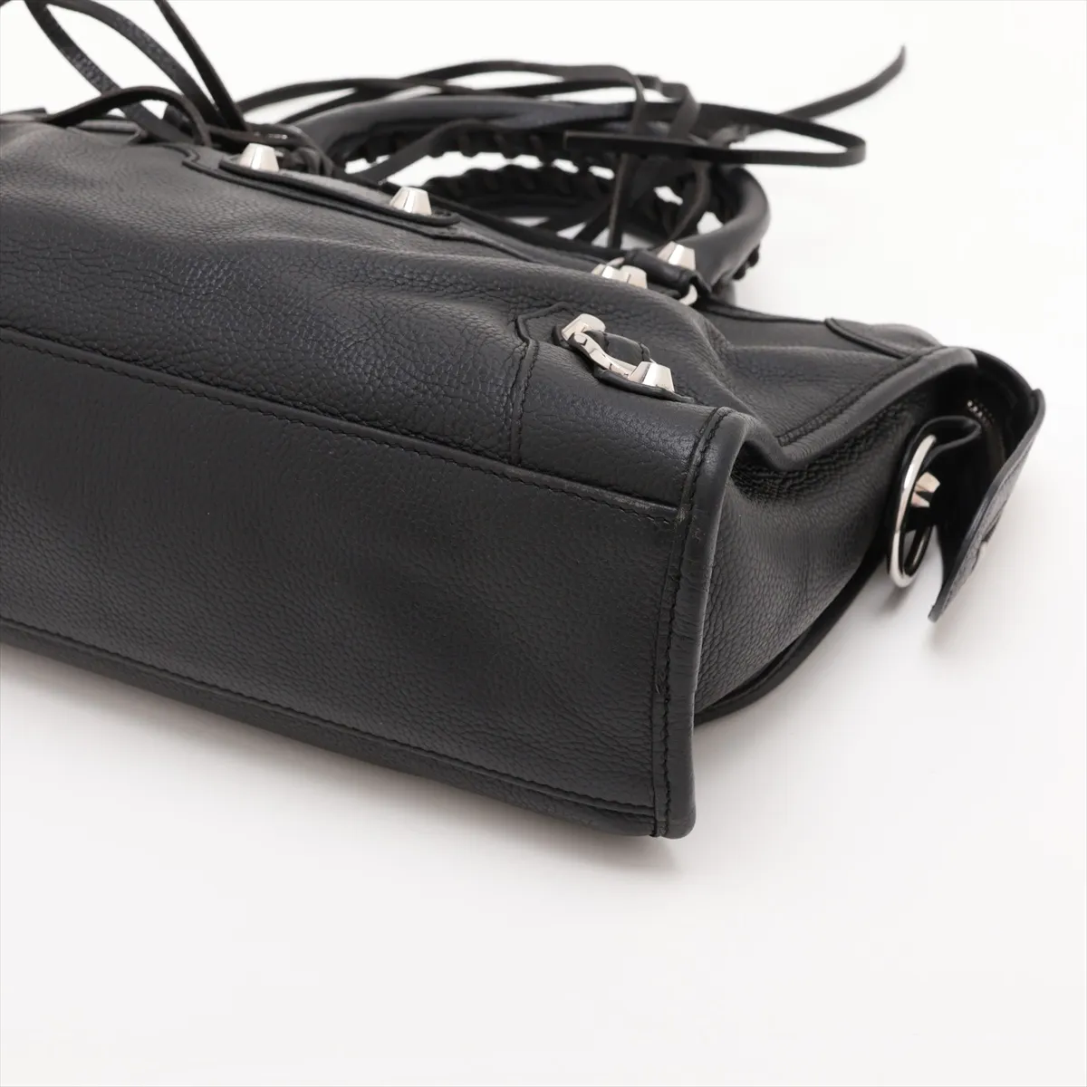 Graffiti Classic City Leather 2-Way Handbag, Black, 431621, with Mirror — view 3