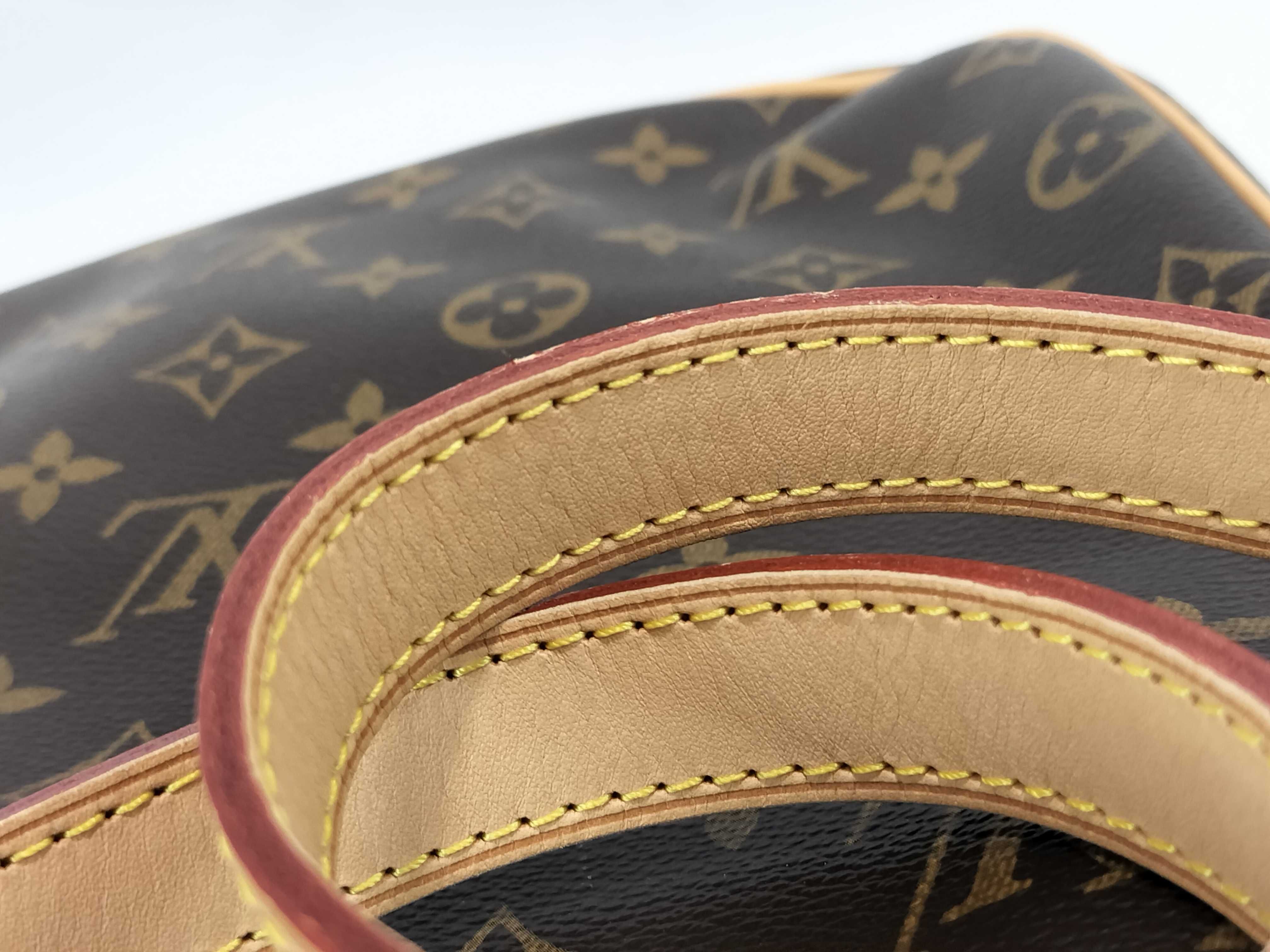 Monogram Odeon PM Monogram M56390 Shoulder Bag — view 15