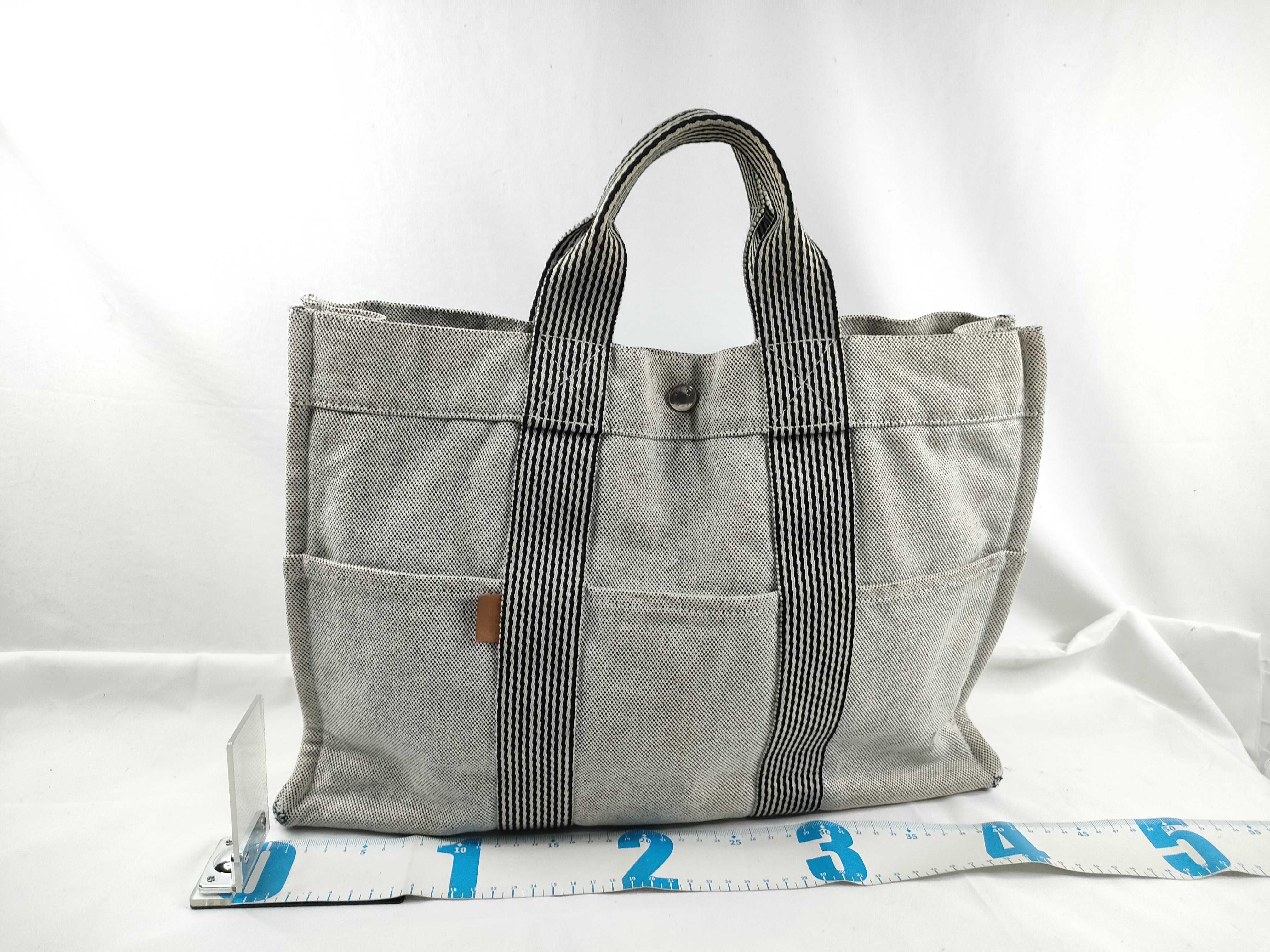Fourre-Tout Hermes Fourre-Tout MM Tote Bag Gray Tote Bag — view 2