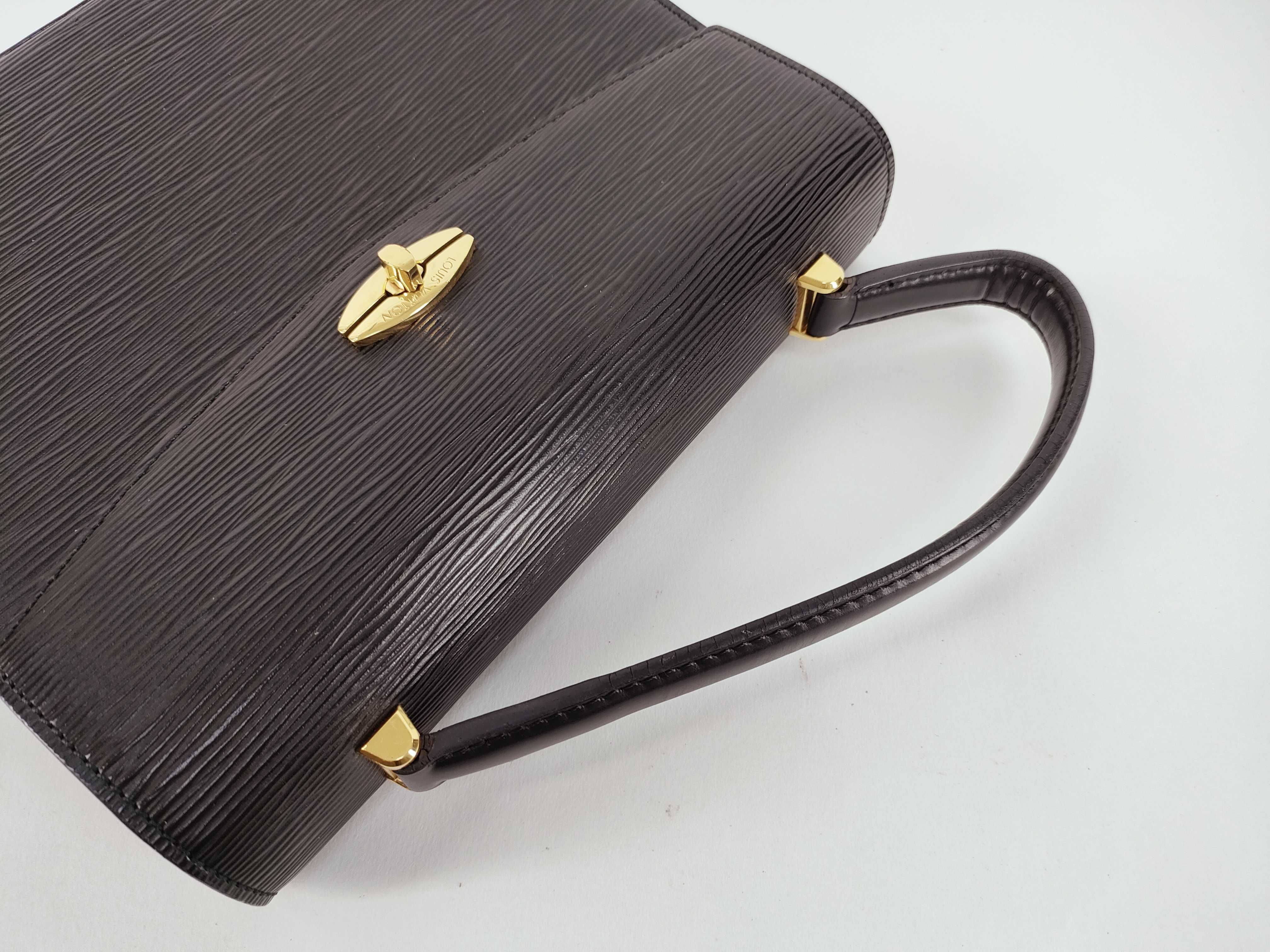 Epi Leather Handbag M52372 MI0924 Black — view 3