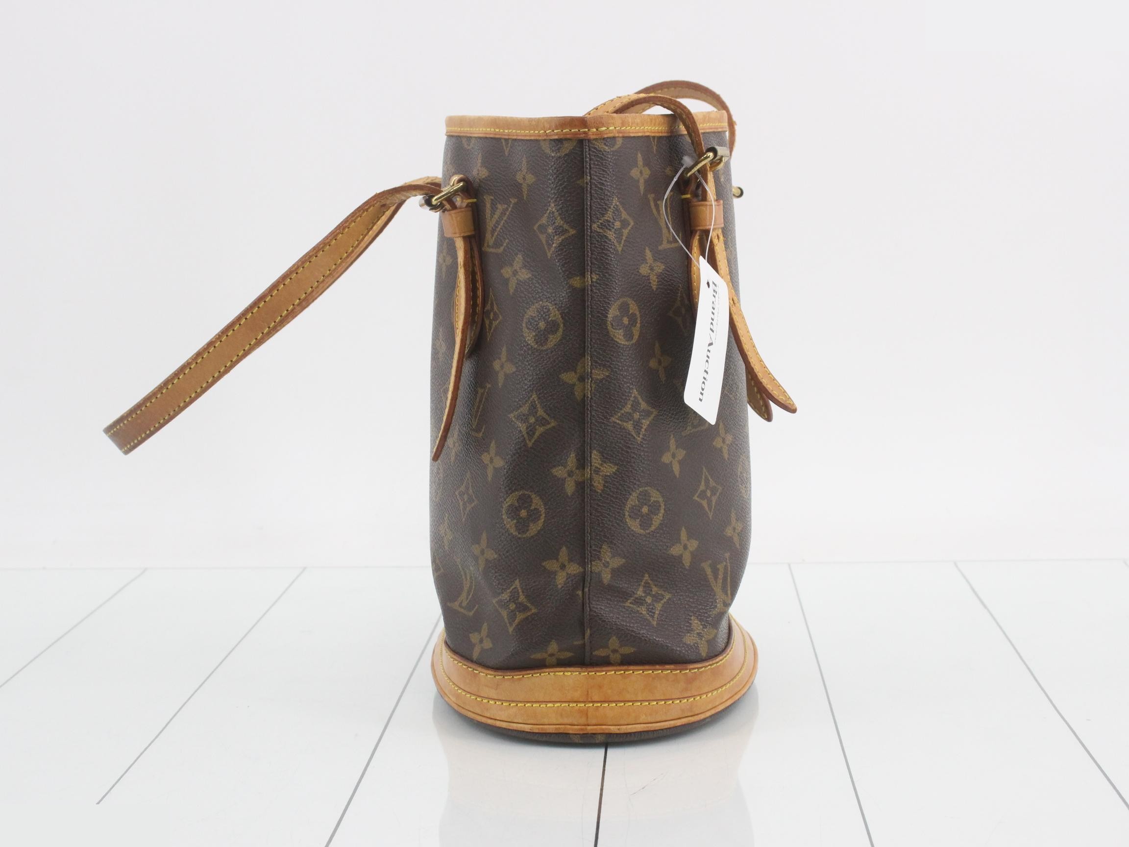 Bucket PM with pouch — view 3