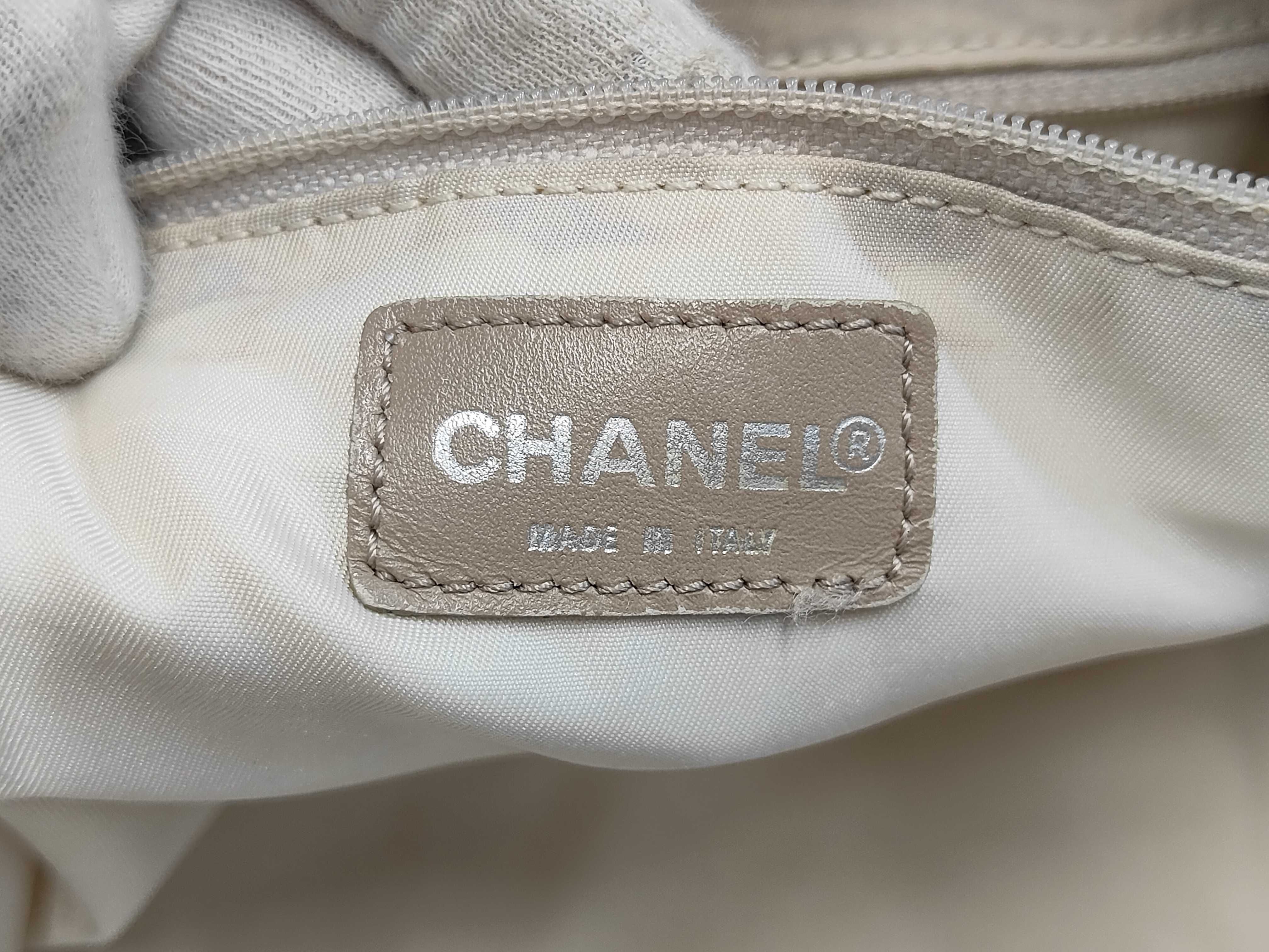 New Travel Line Tote Bag — view 8
