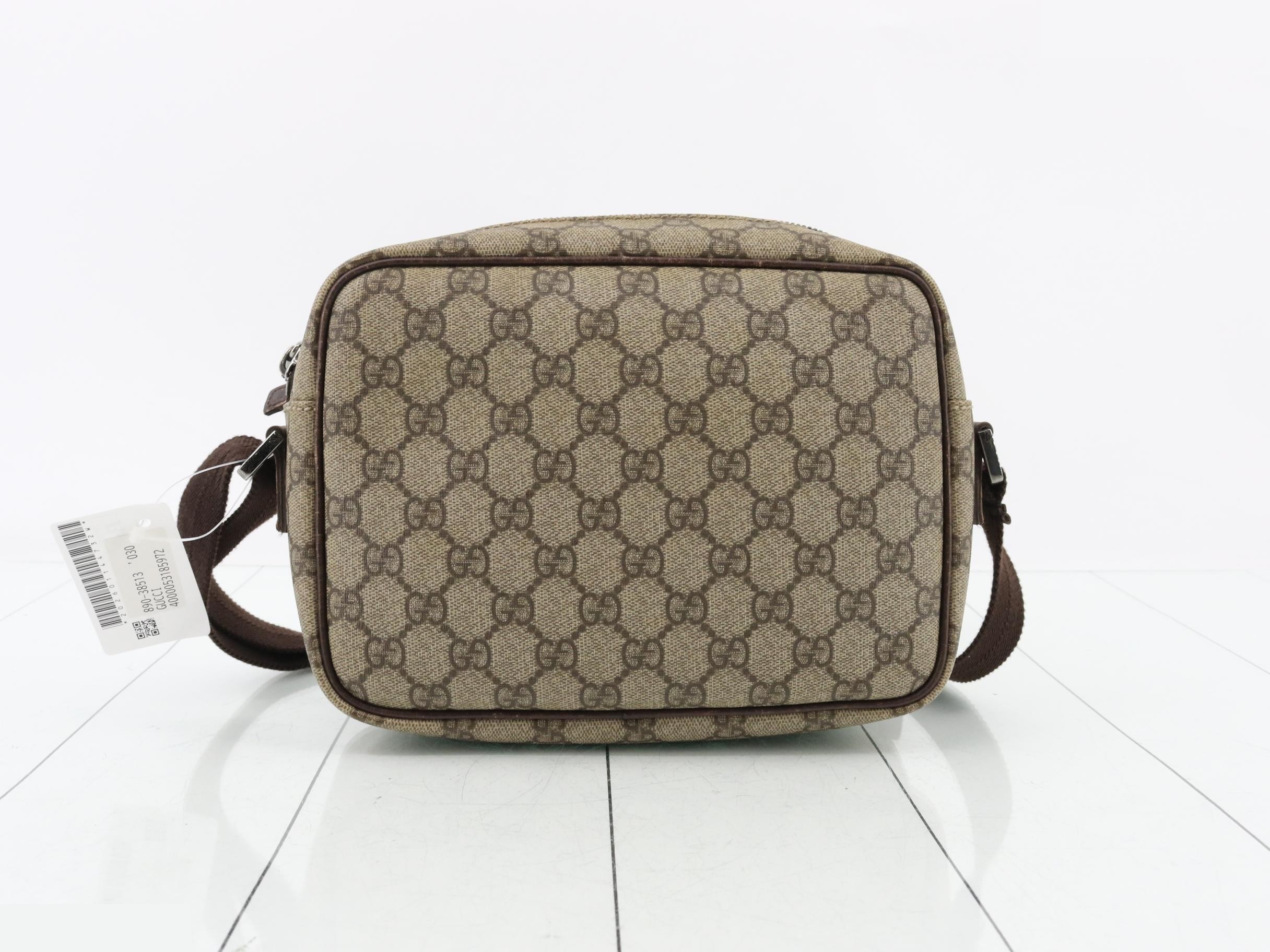 GG Supreme Shoulder Bag — view 2