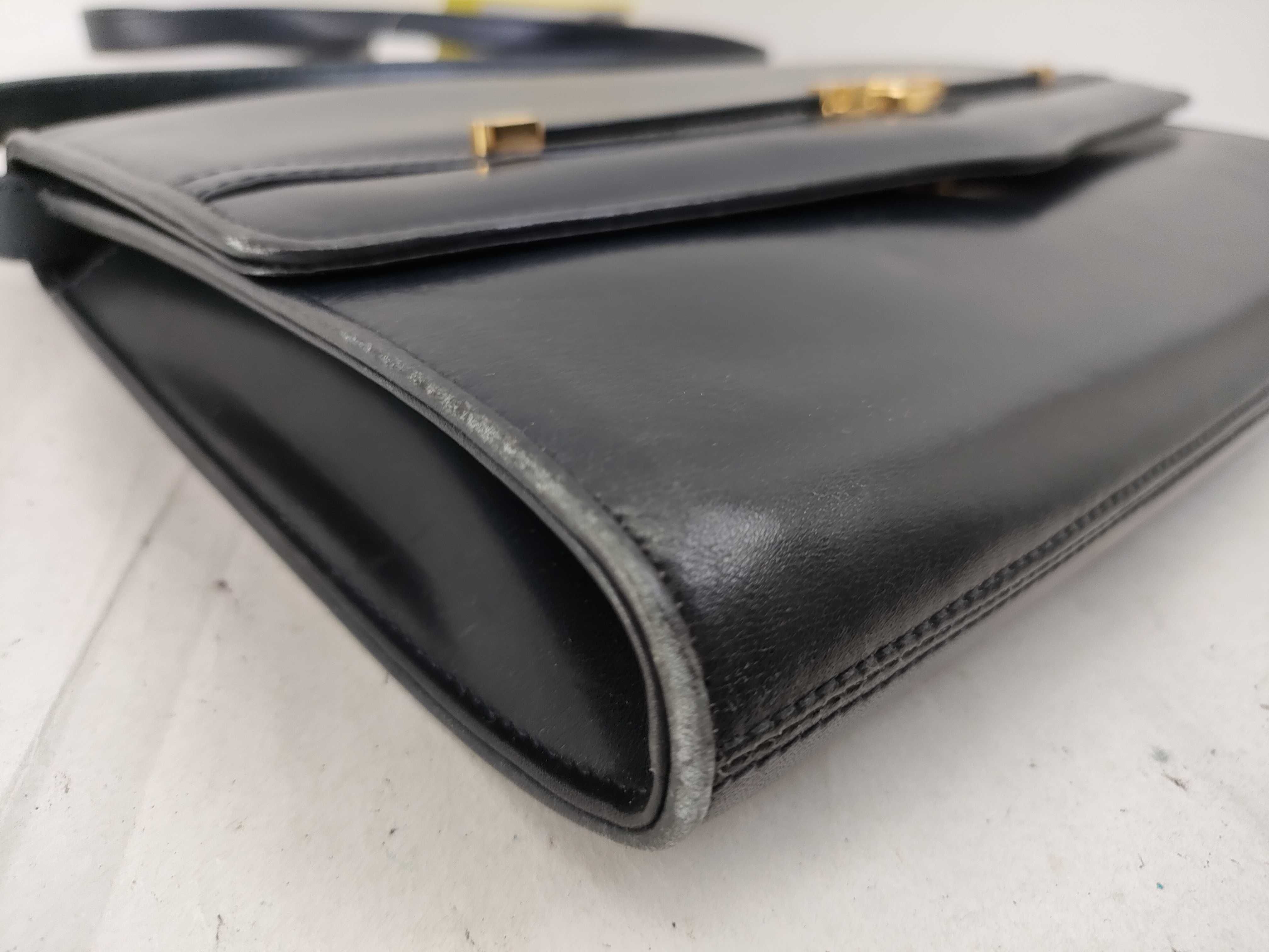 Old Leather Shoulder Bag — view 3