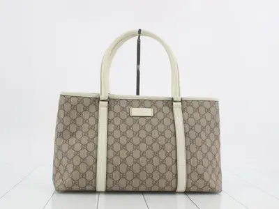 114595 White W38 H22.5 D14