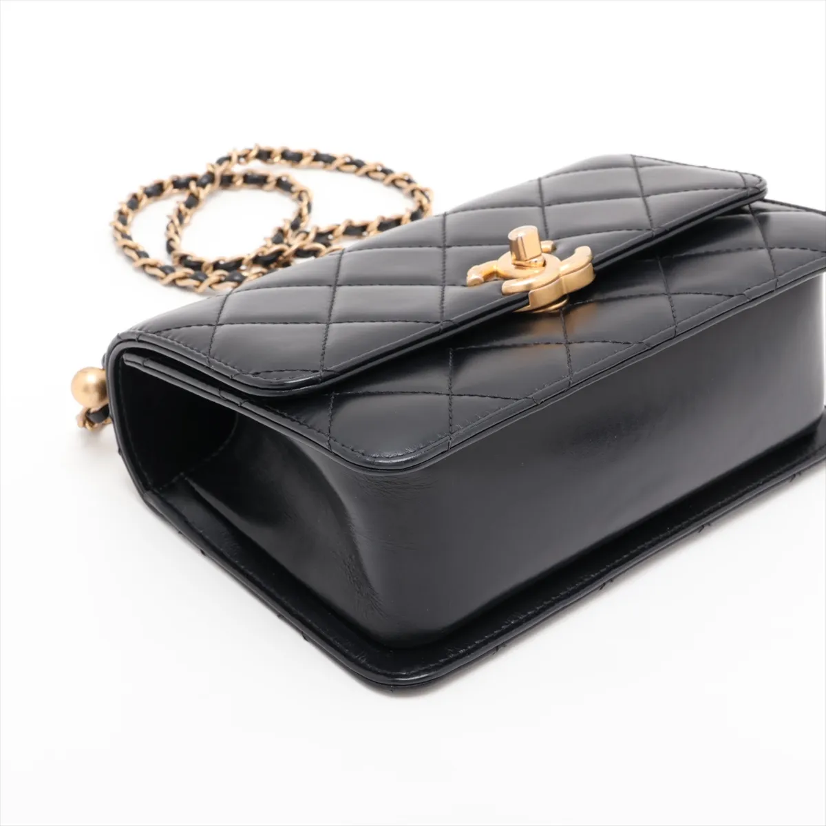 Matelassé Lambskin Chain Shoulder Bag, Black with Gold Hardware, K5JJPUK6, Random Plate, AS2615 — view 4