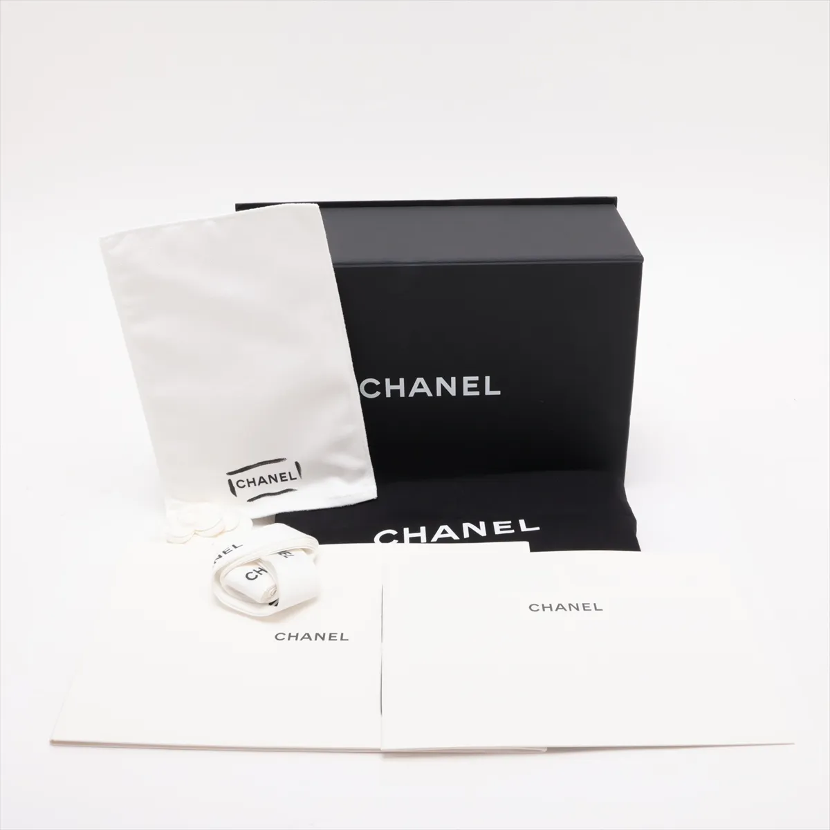 Matelassé Lambskin Chain Shoulder Bag, Black with Gold Hardware, K5JJPUK6, Random Plate, AS2615 — view 9