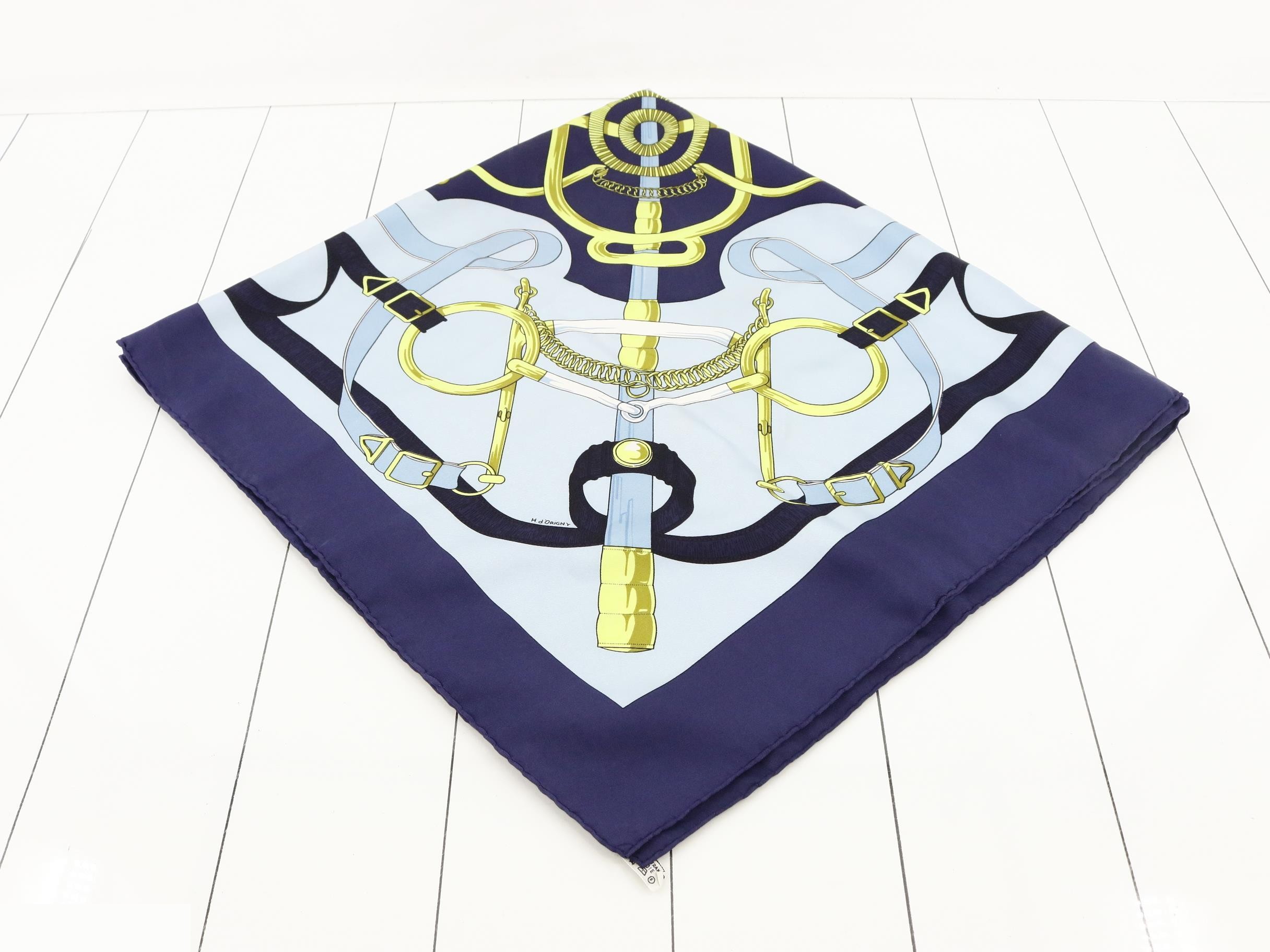 Scarf, Carre 90, Golden Spur