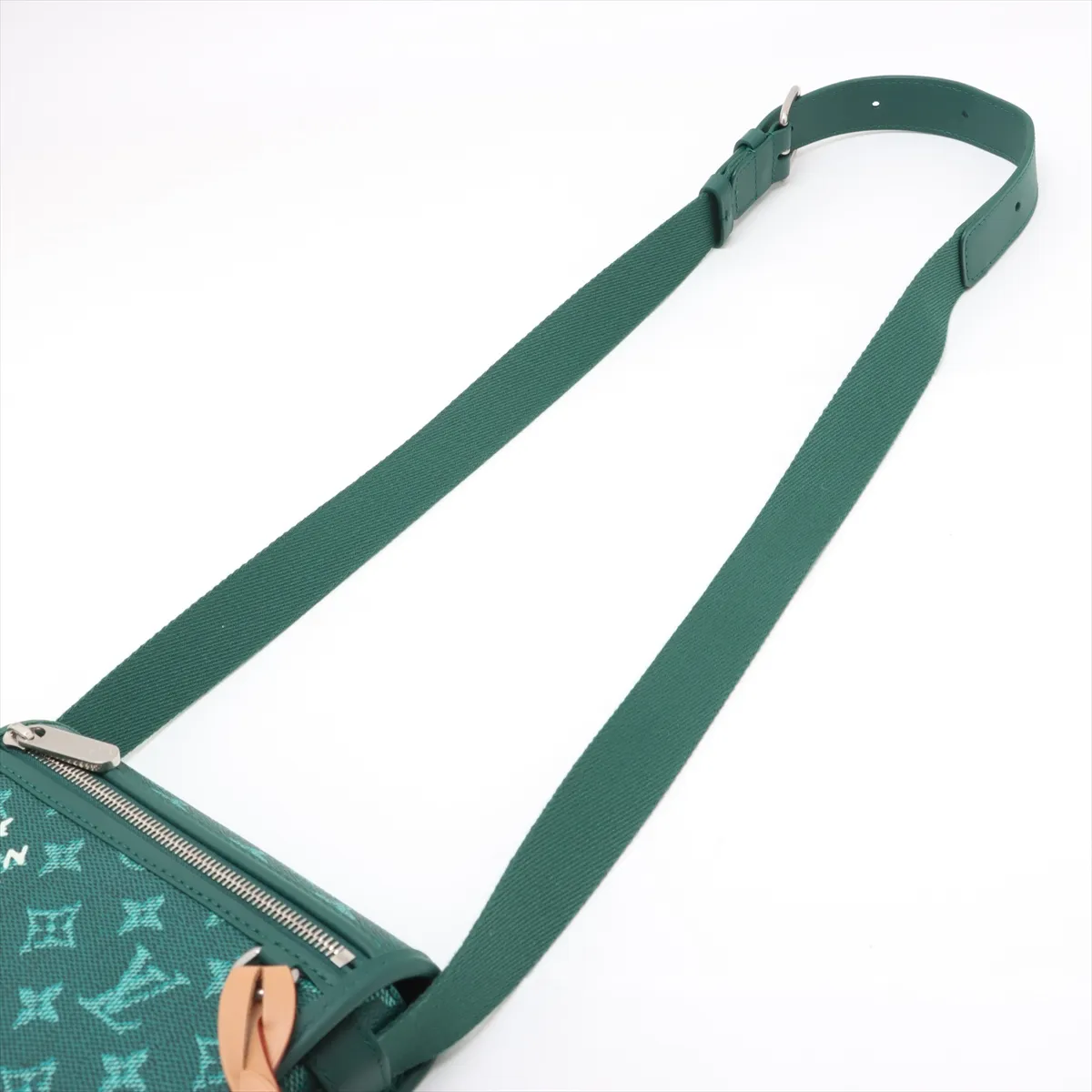 Monogram Heritage Bosfall Wearable Wallet M12637 Green RFID responsive — view 5
