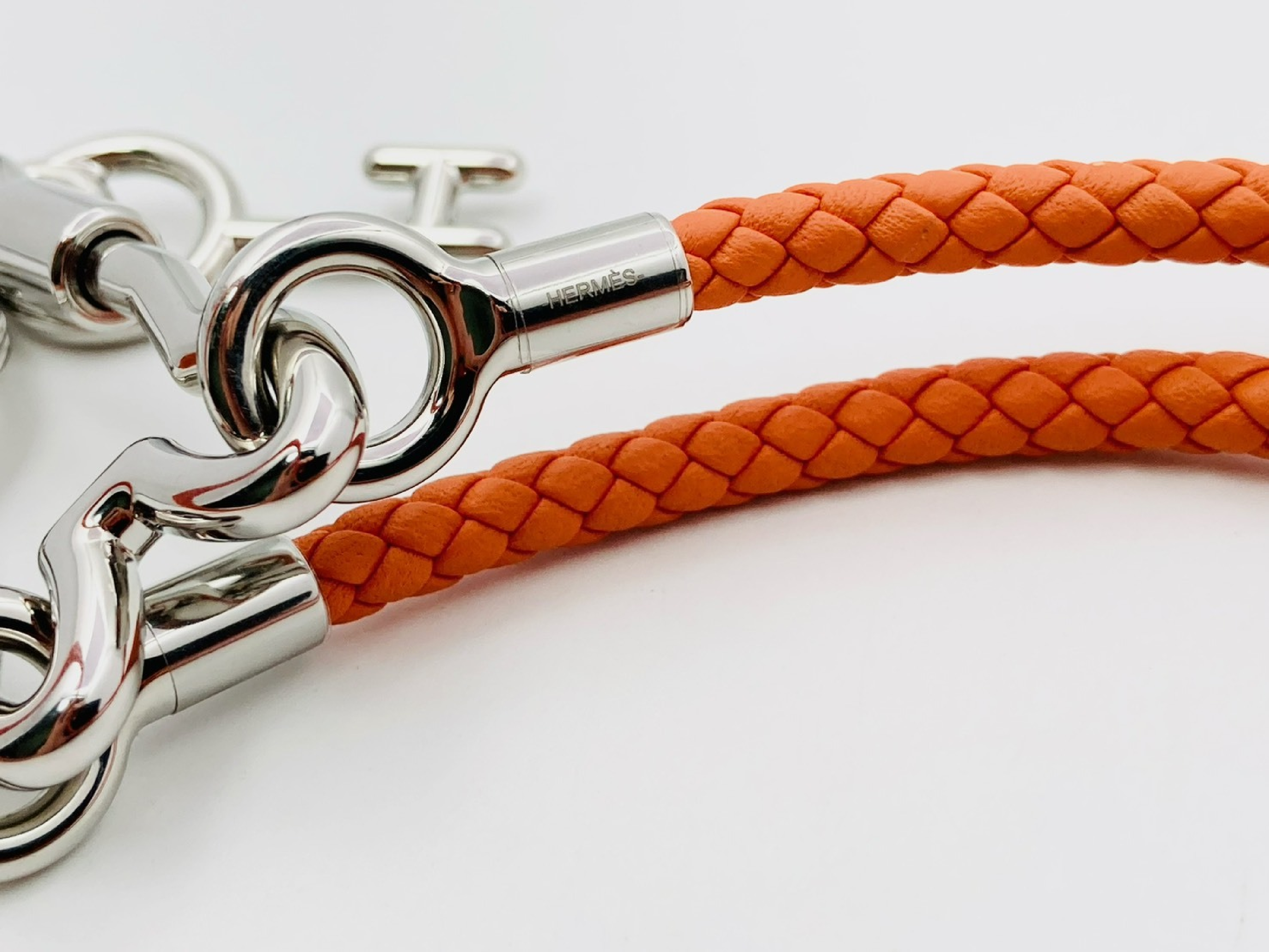 Clé Cheval Snap Hook Keyring & H Key Leather Long Necklace 3-Way Orange Necklace — view 6