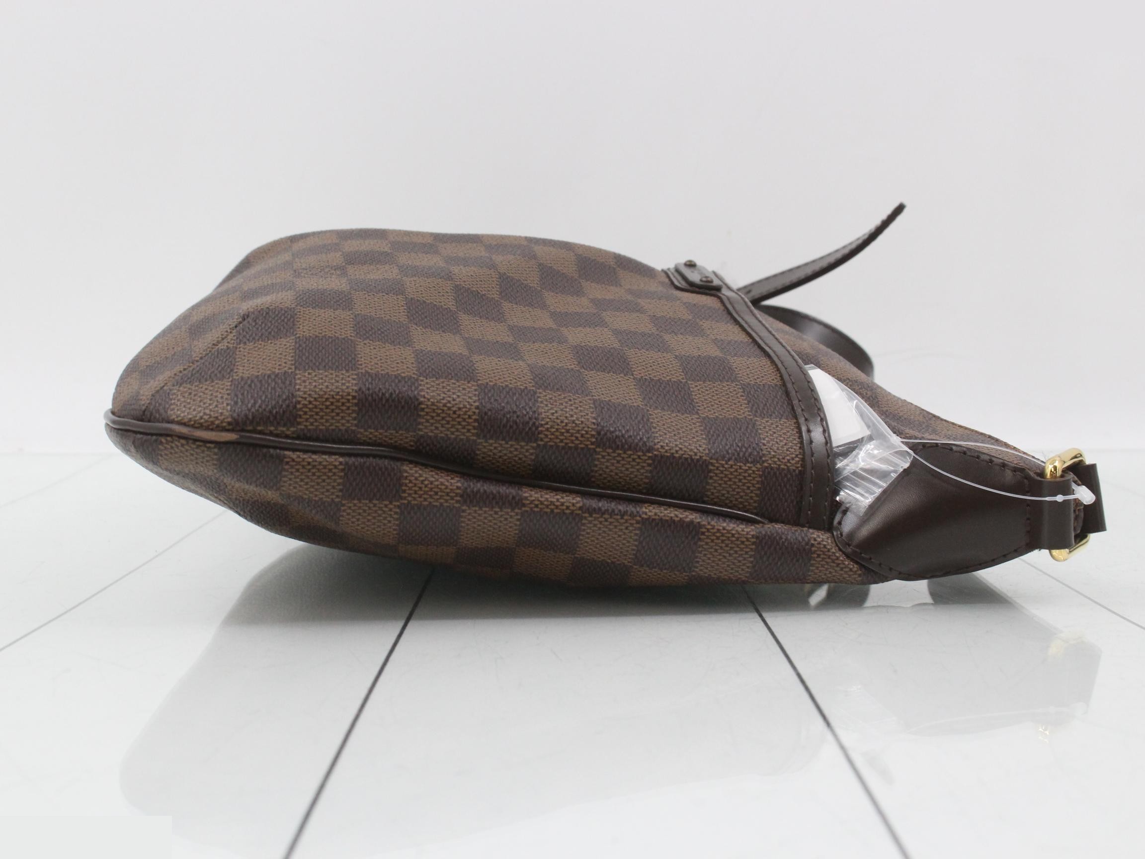 Damier Bloomsbury PM Shoulder Bag — view 3